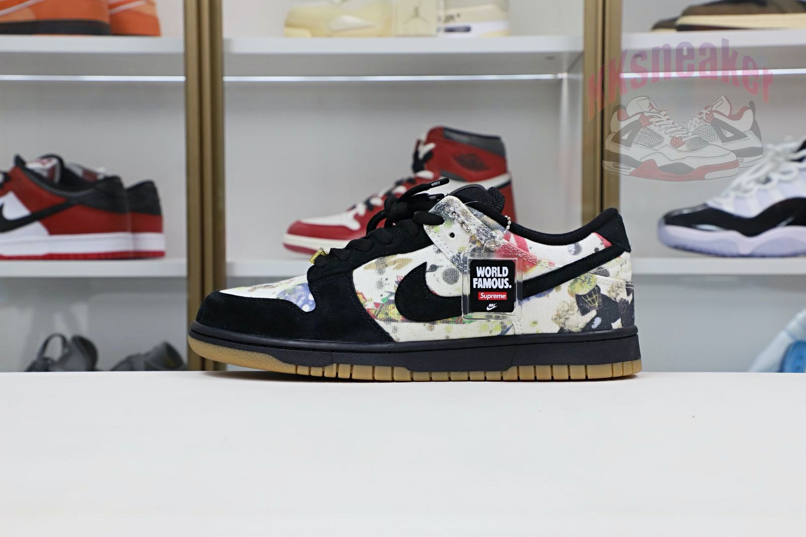 Supreme xNike SB DunkLow