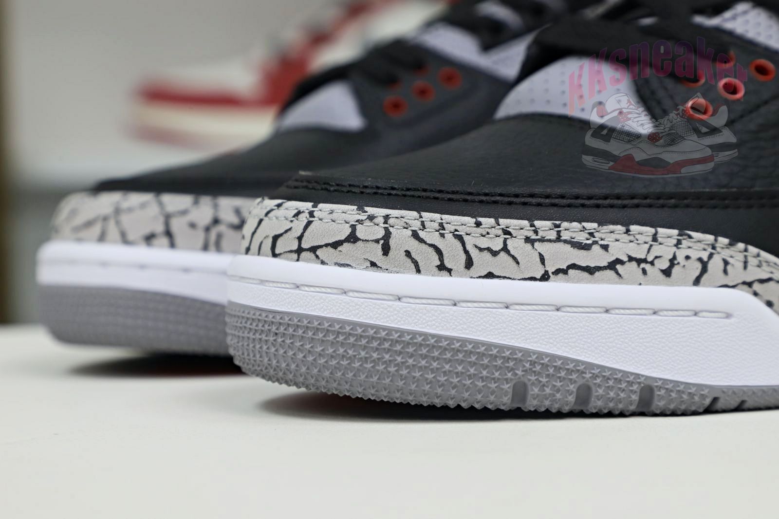 Jordan Air Jordan 3 retro blackcement  2018(854262-001)