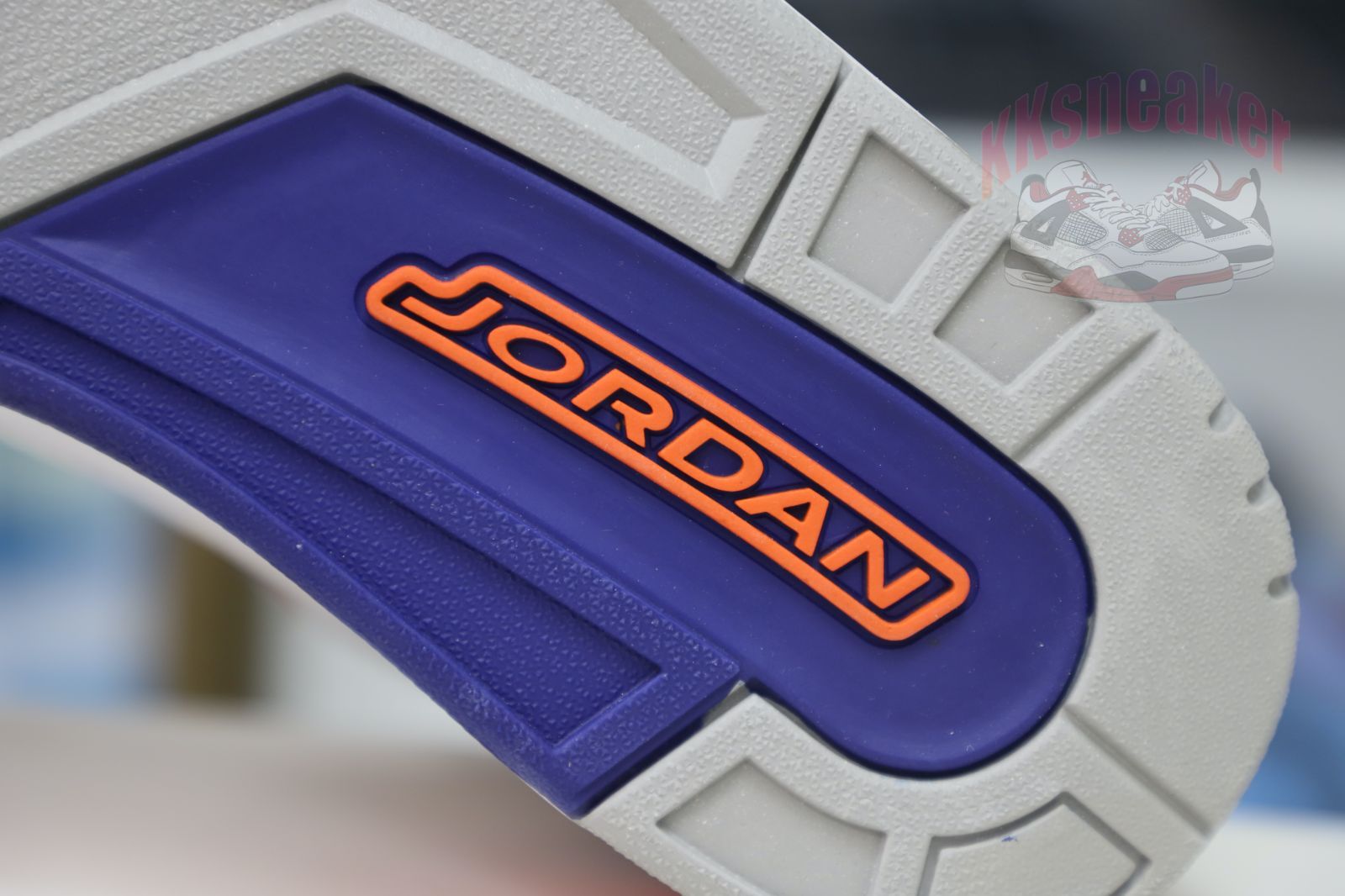 AIR JORDAN 3 RETRO 'KNICKS'