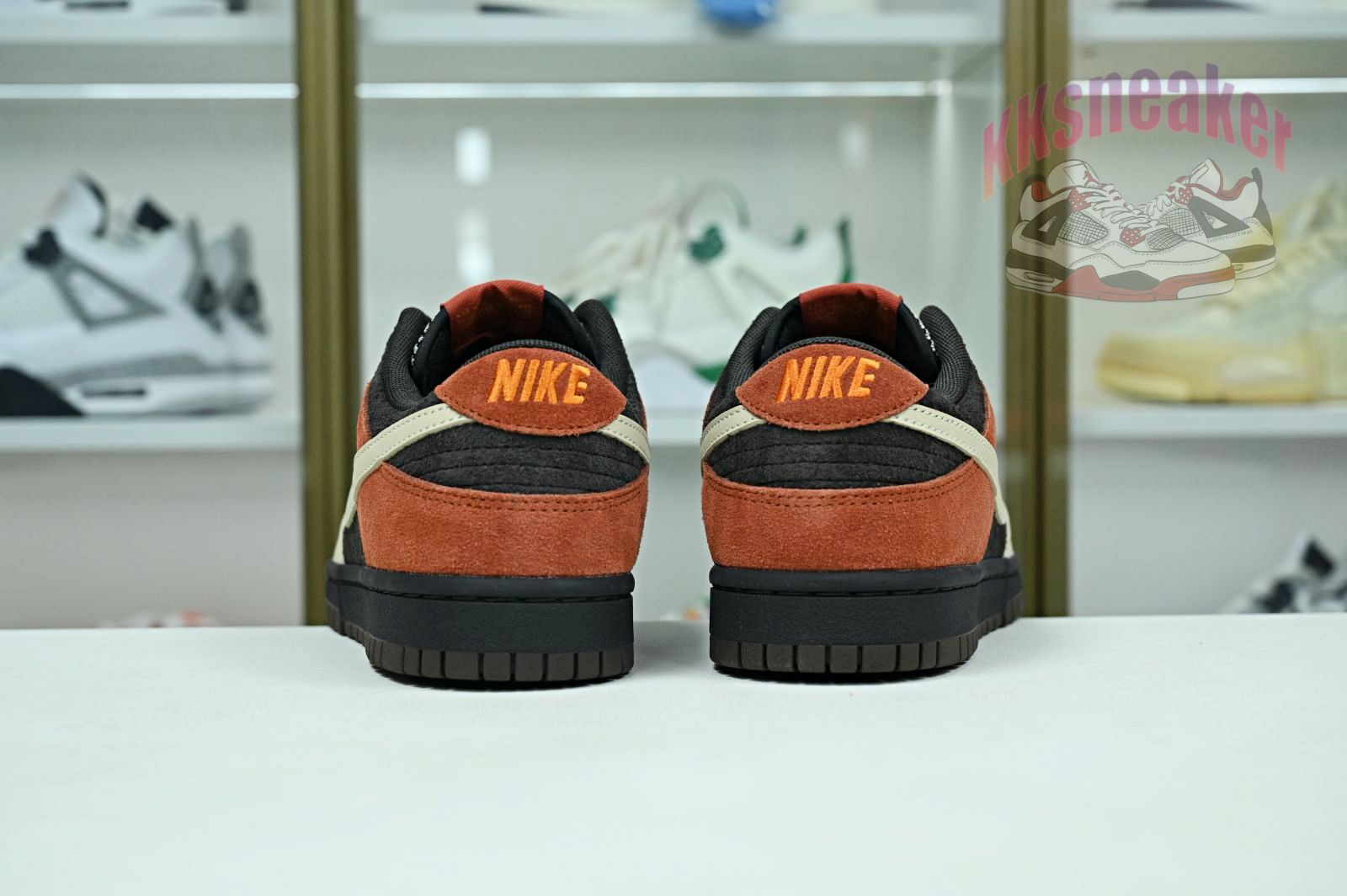 Nike Dunk Low