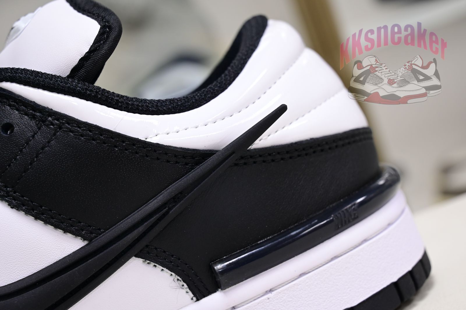 Nike DunkLowTwist