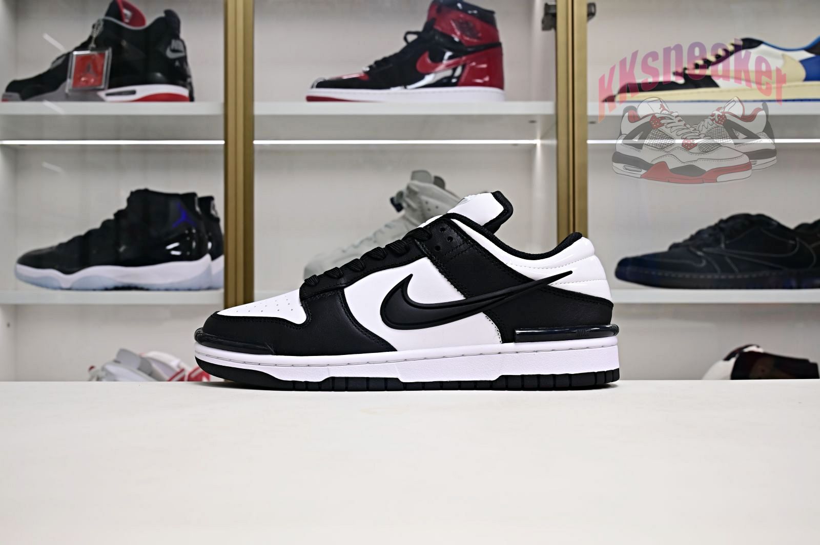 Nike DunkLowTwist