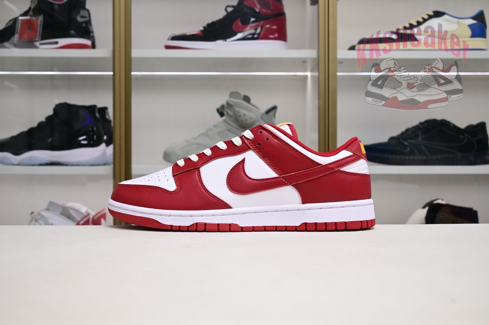 Nike Dunk Low Retro