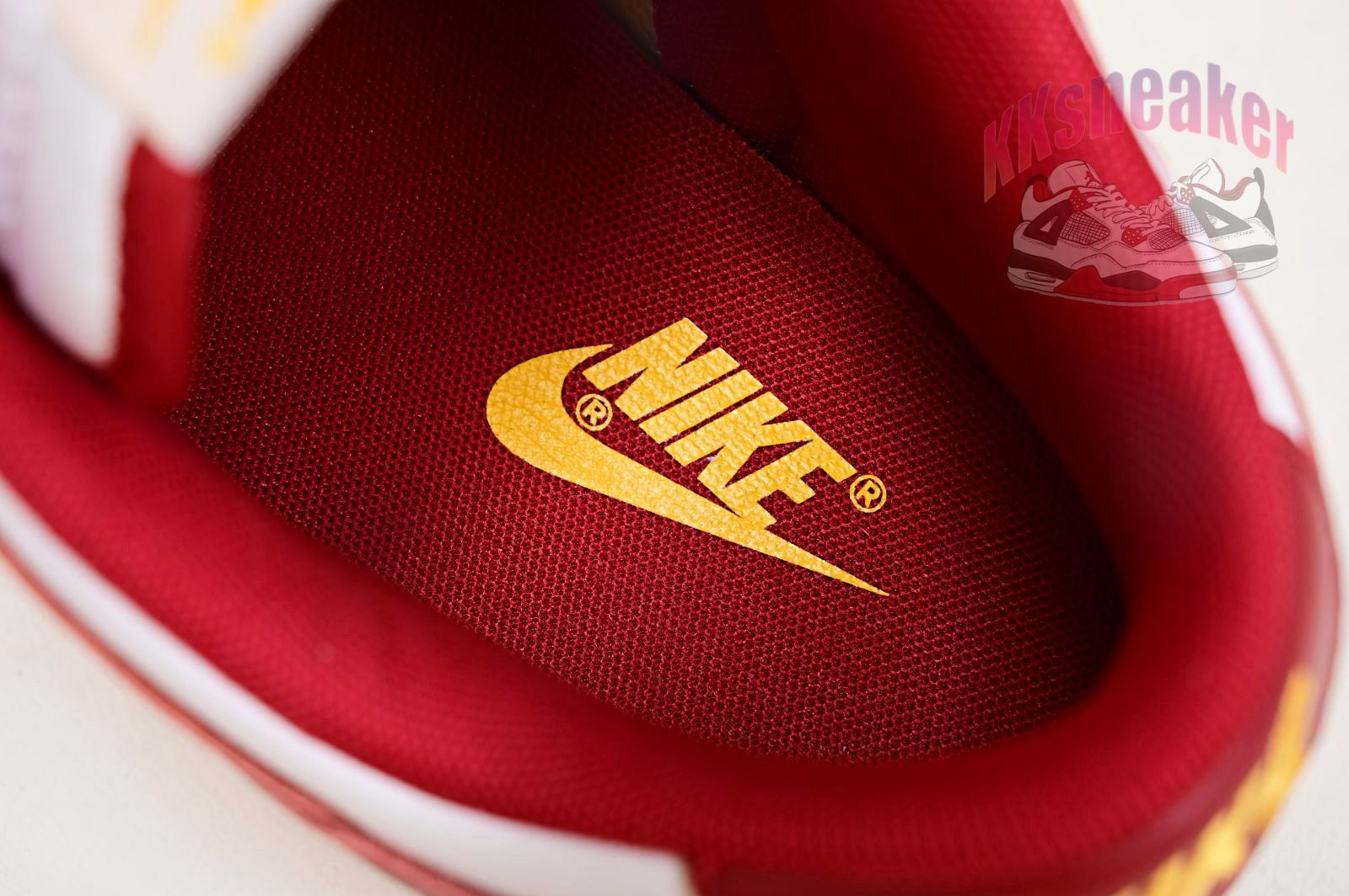 Nike Dunk Low Retro