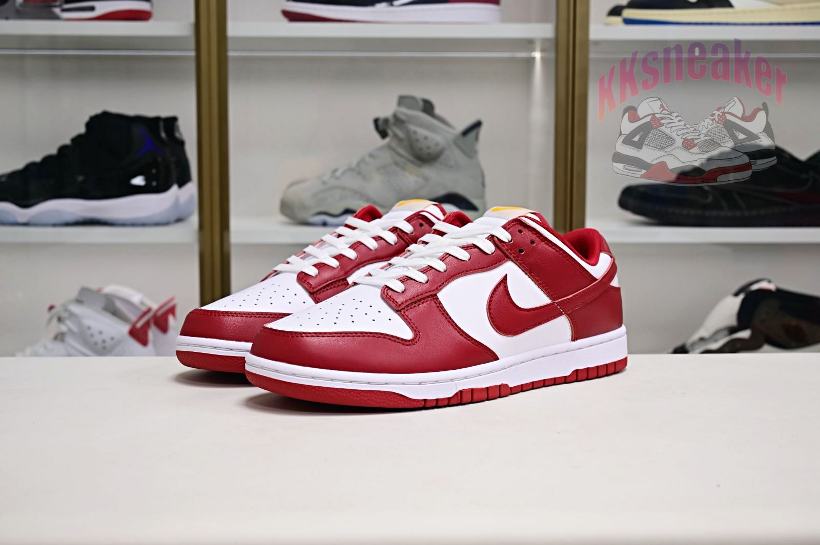 Nike Dunk Low Retro