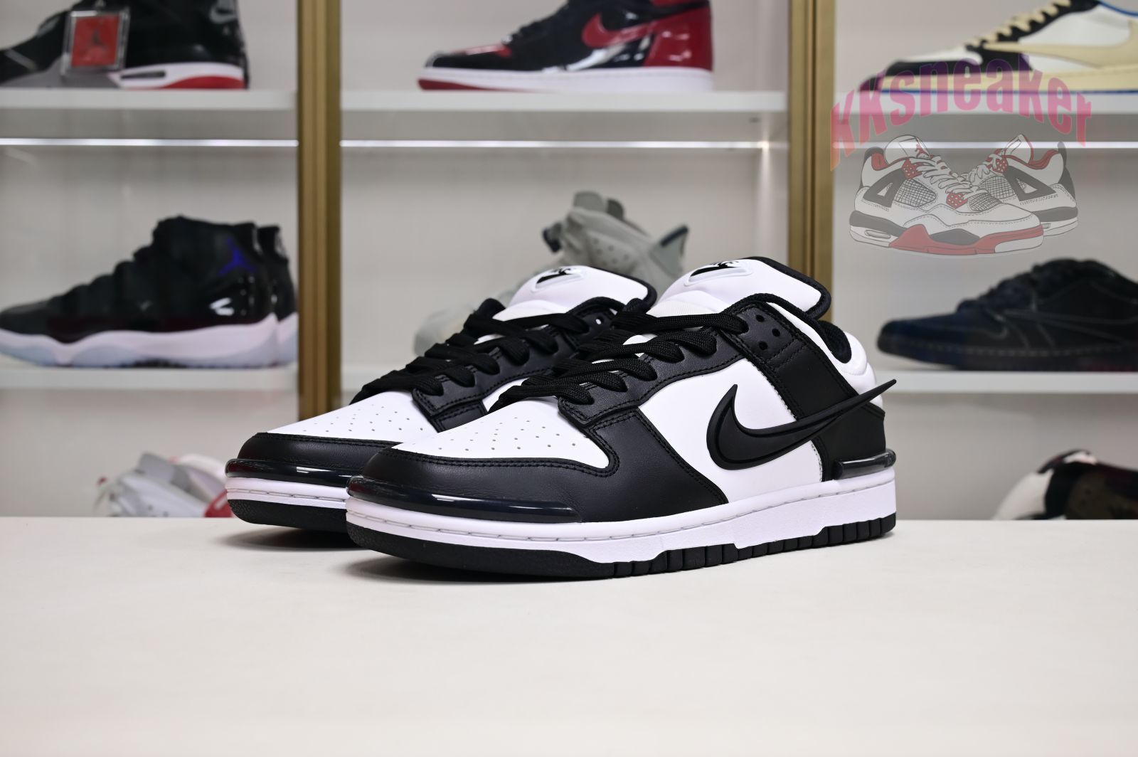 Nike DunkLowTwist