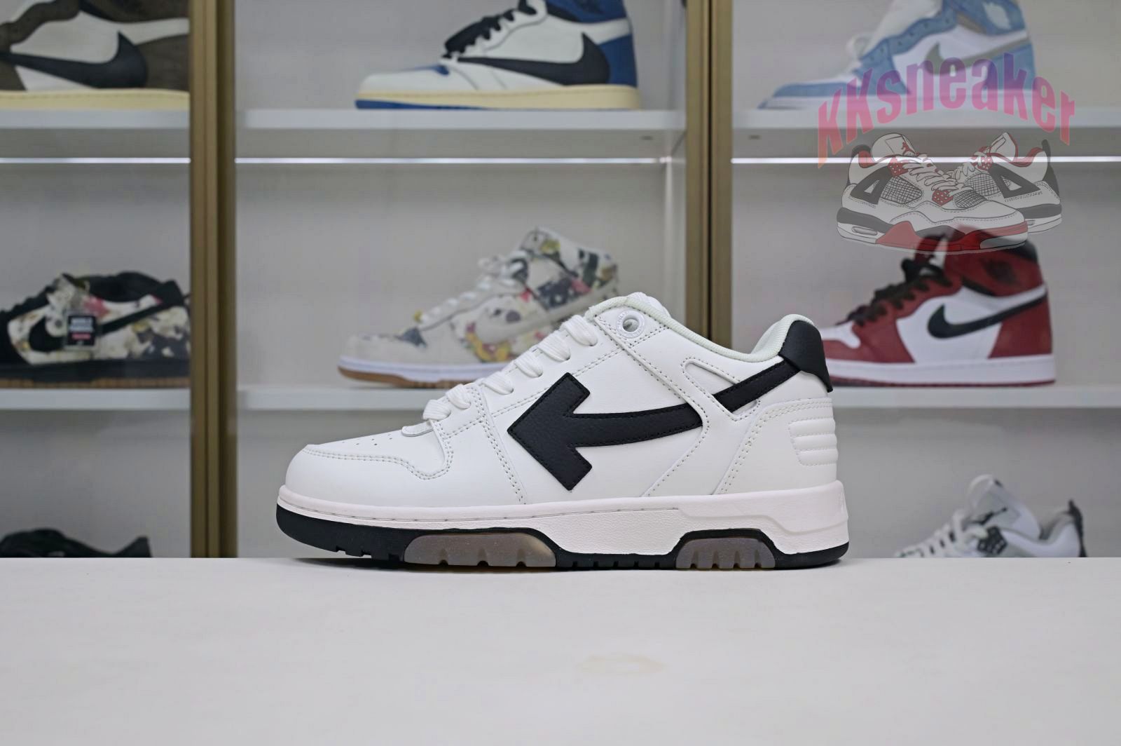 OFF-WHITE Ous Of Office