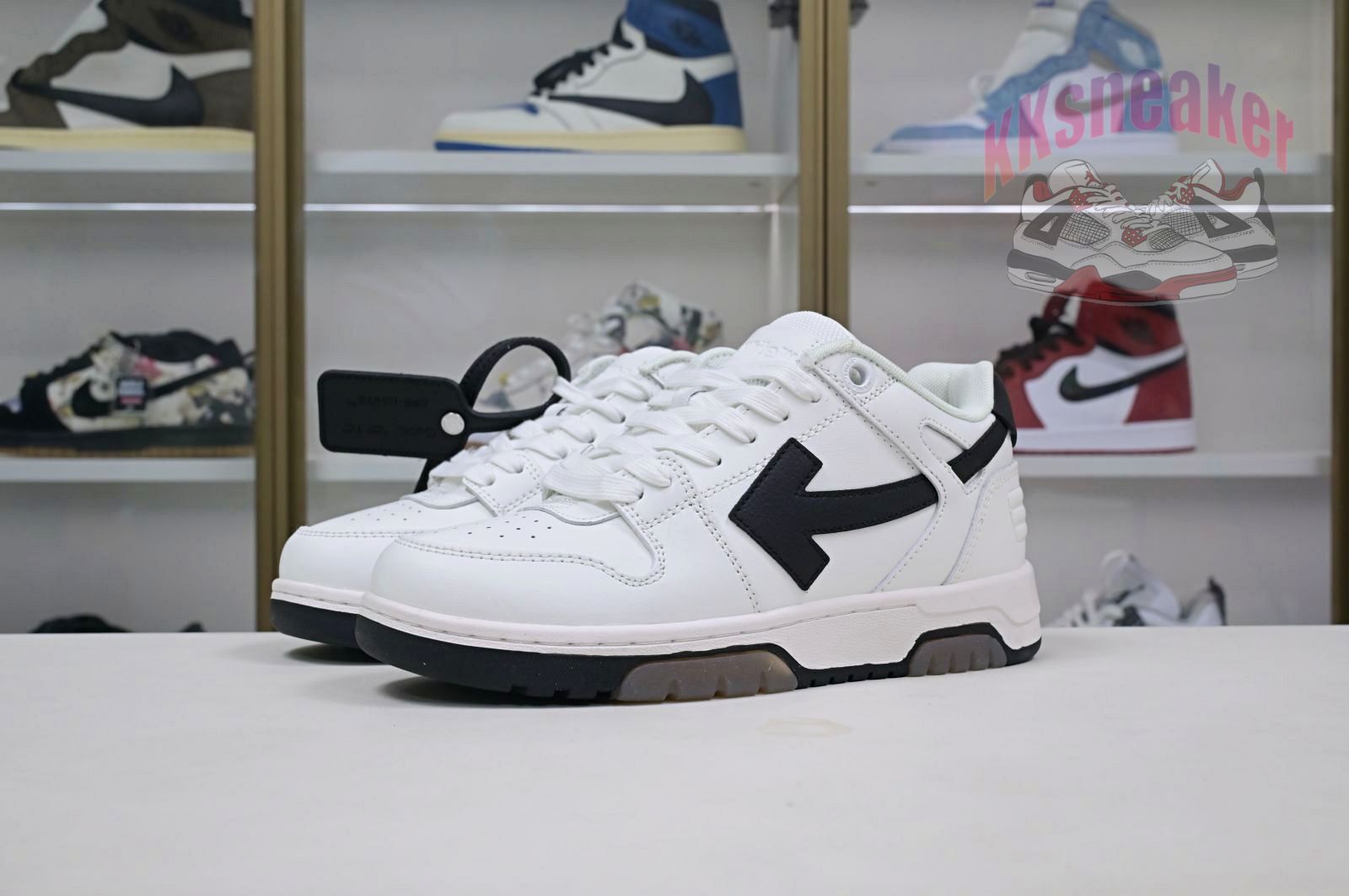 OFF-WHITE Ous Of Office