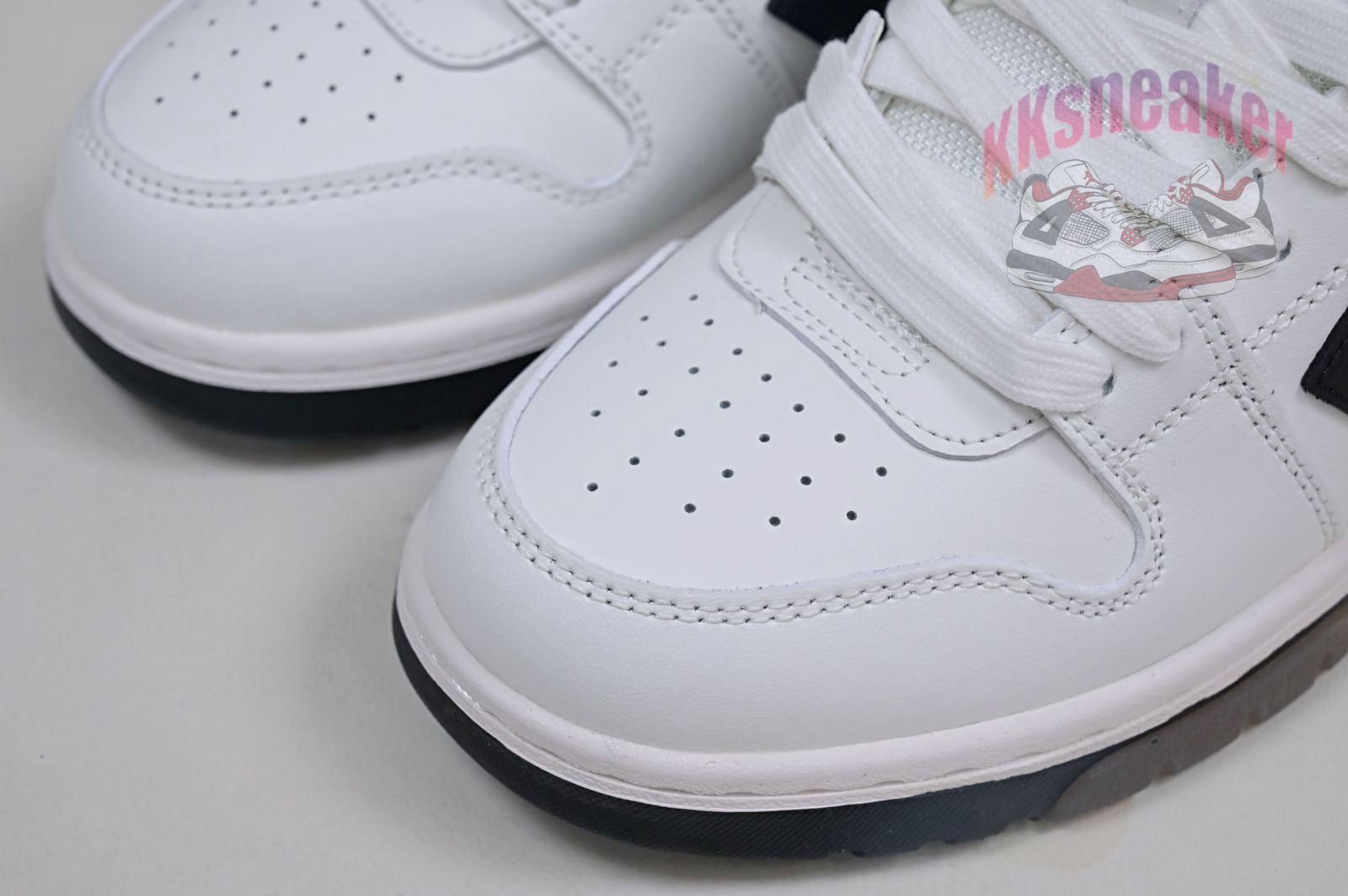 OFF-WHITE Ous Of Office