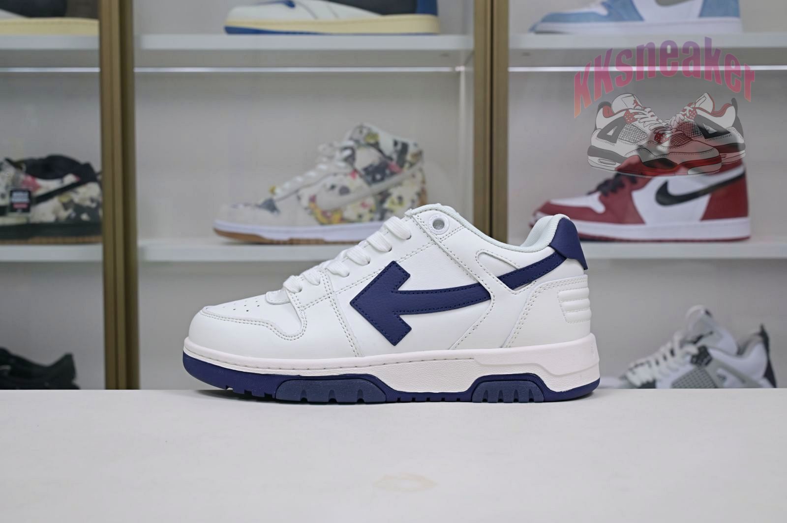 OFF-WHITE Ous Of Office