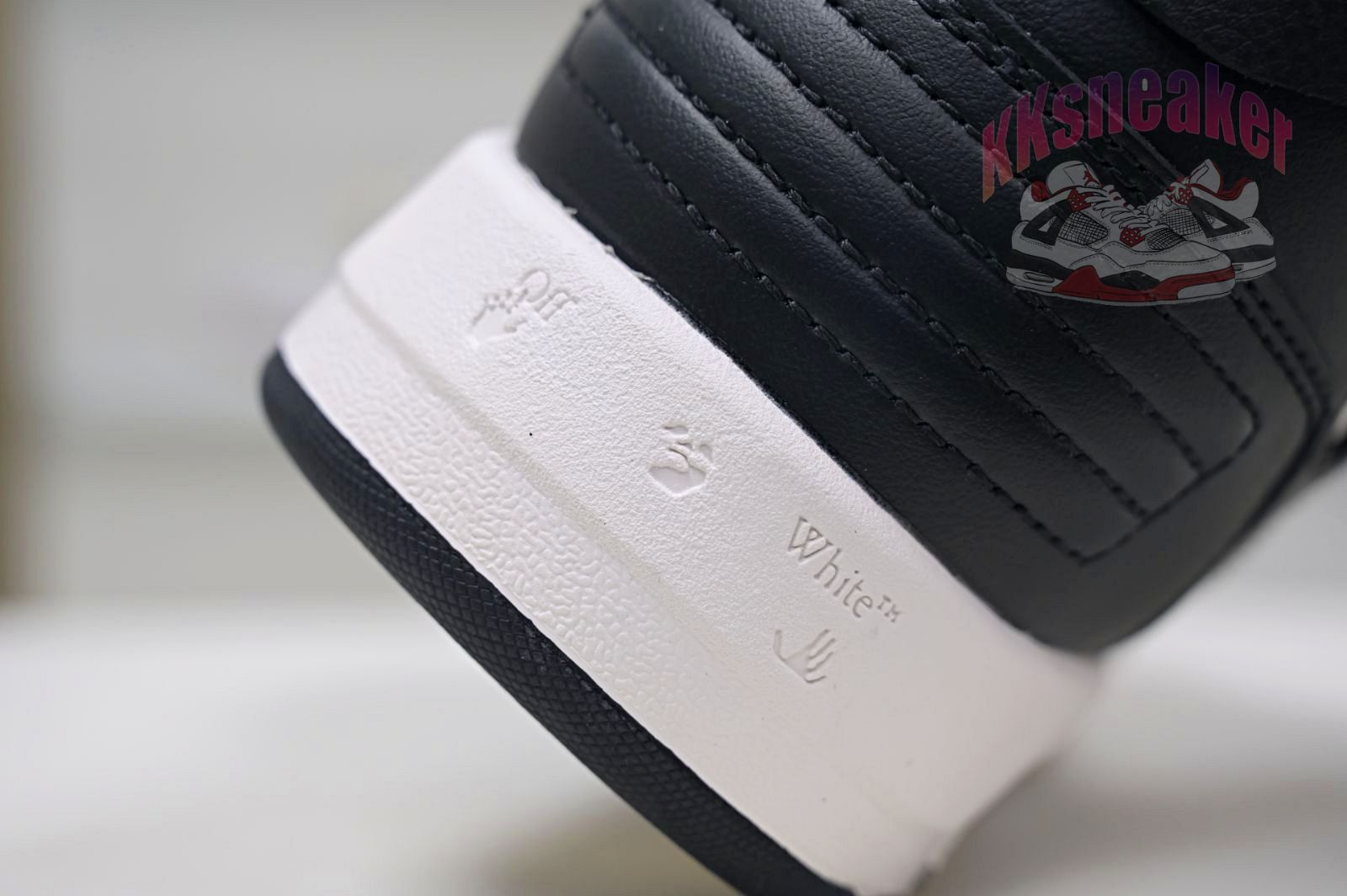 OFF-WHITE Ous Of Office