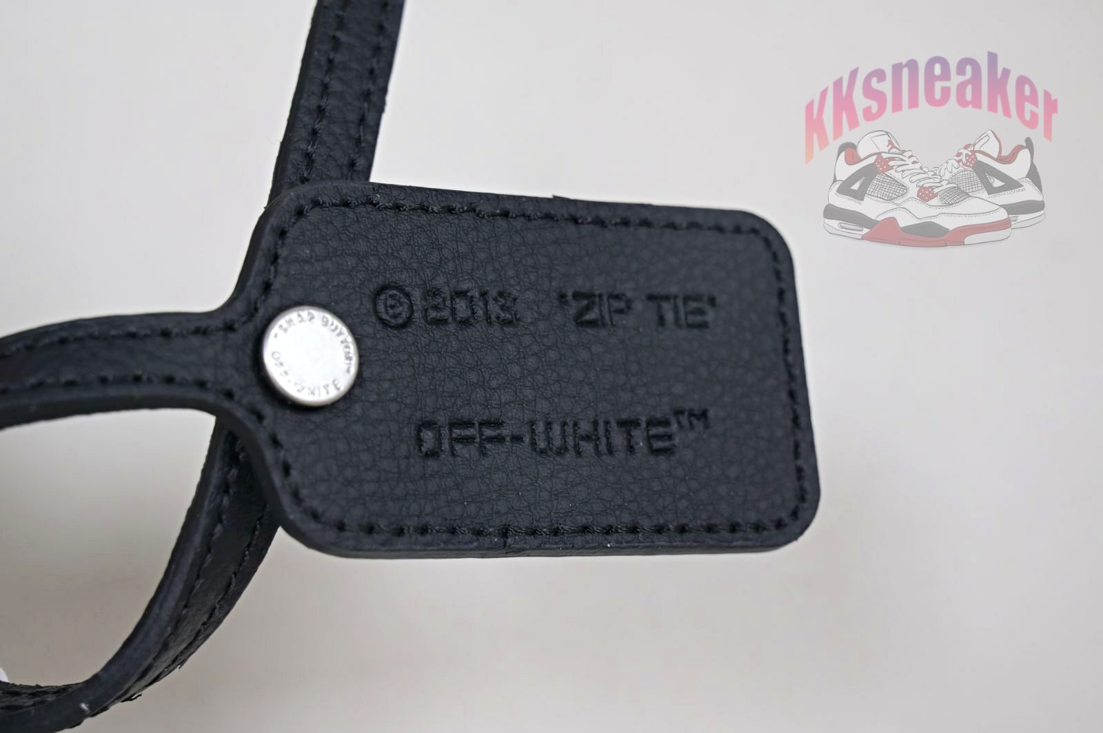 OFF-WHITE Ous Of Office