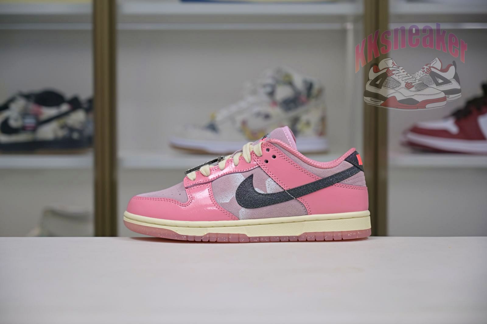 Nike Dunk Low
