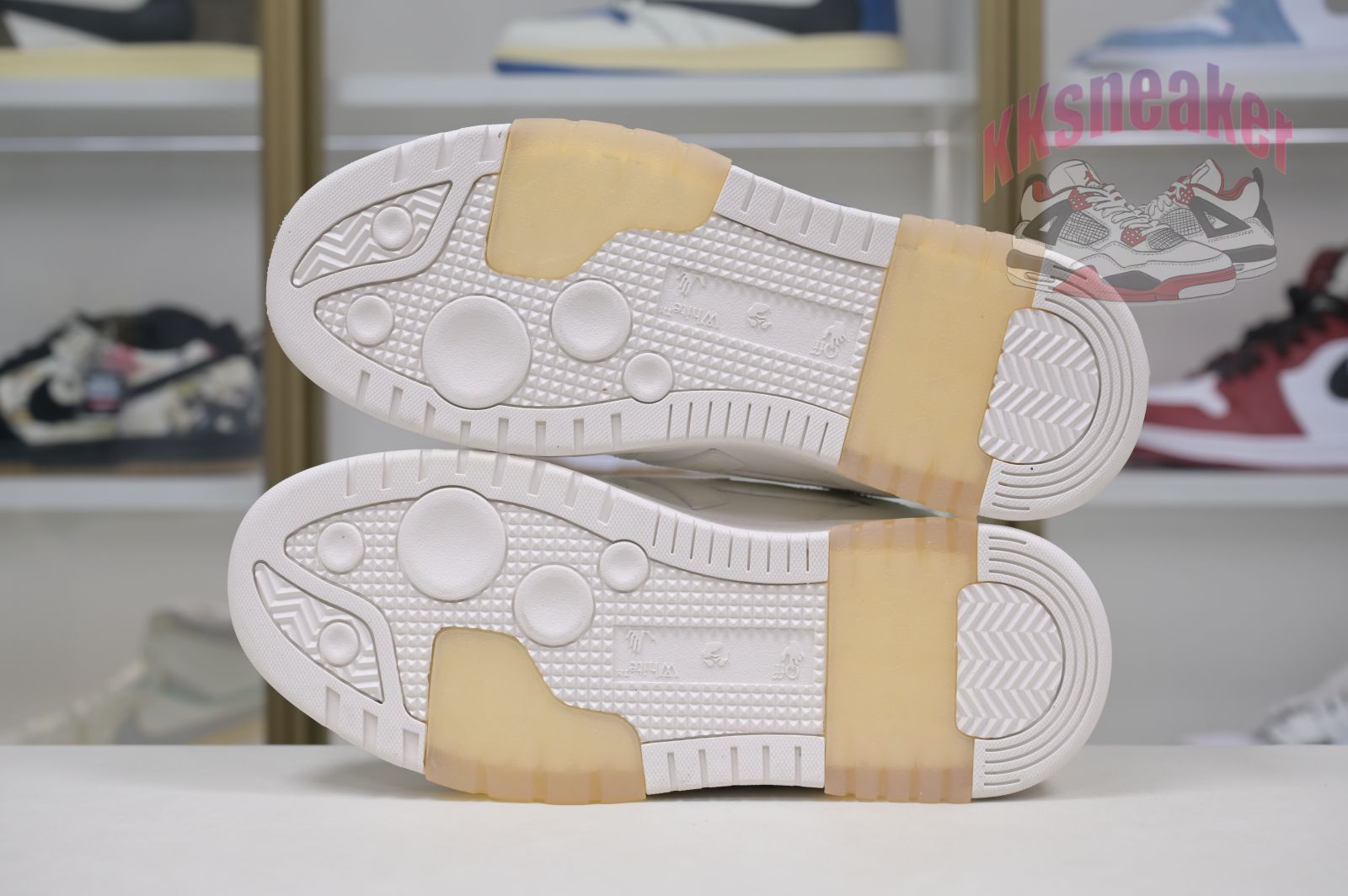 OFF-WHITE Ous Of Office