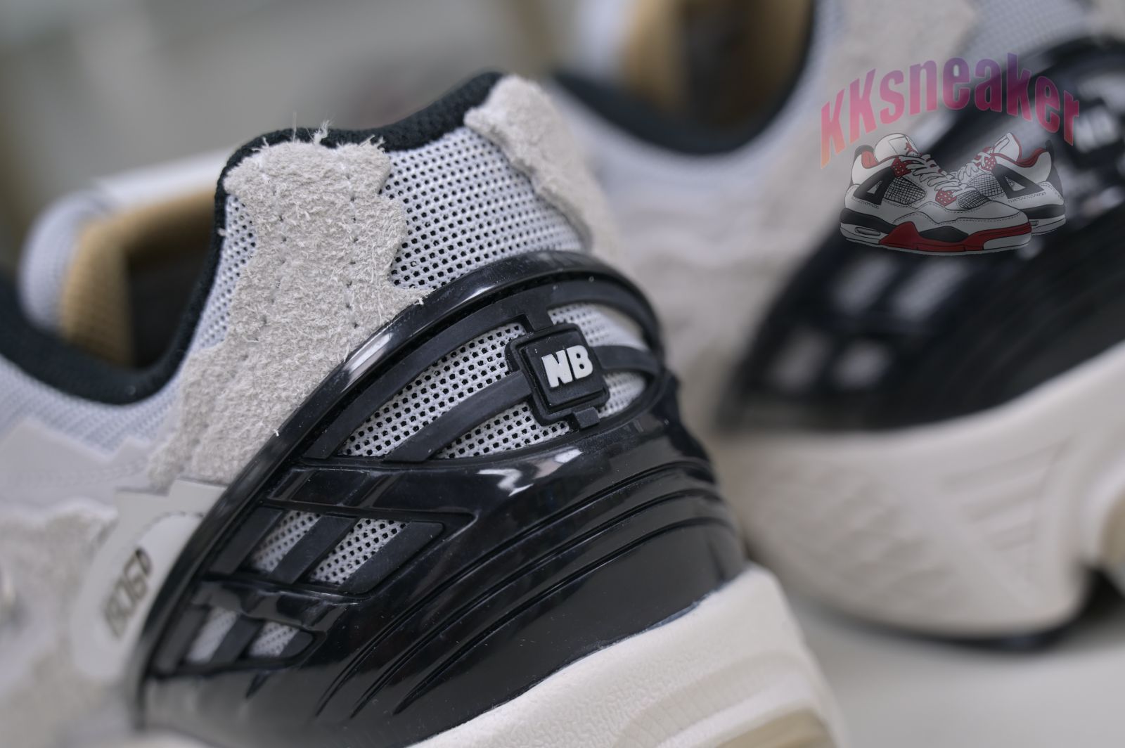 New Balance NB 1906R