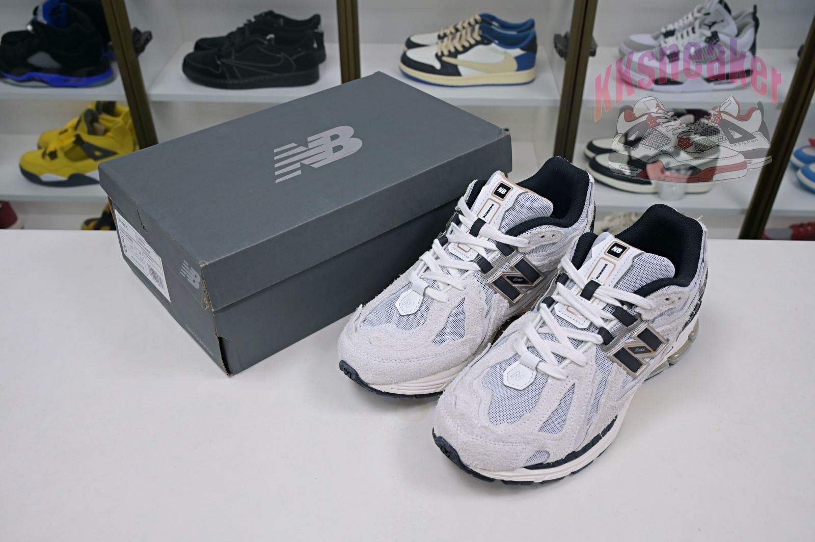 New Balance NB 1906R