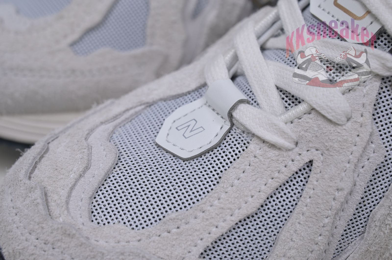 New Balance NB 1906R