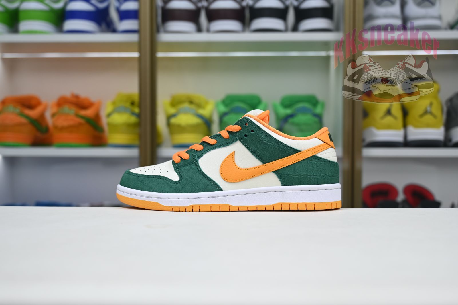 Nike Dunk SB Low Pro