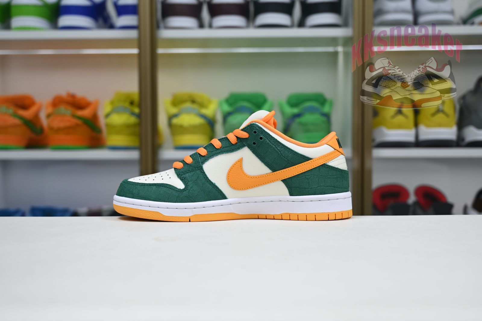 Nike Dunk SB Low Pro