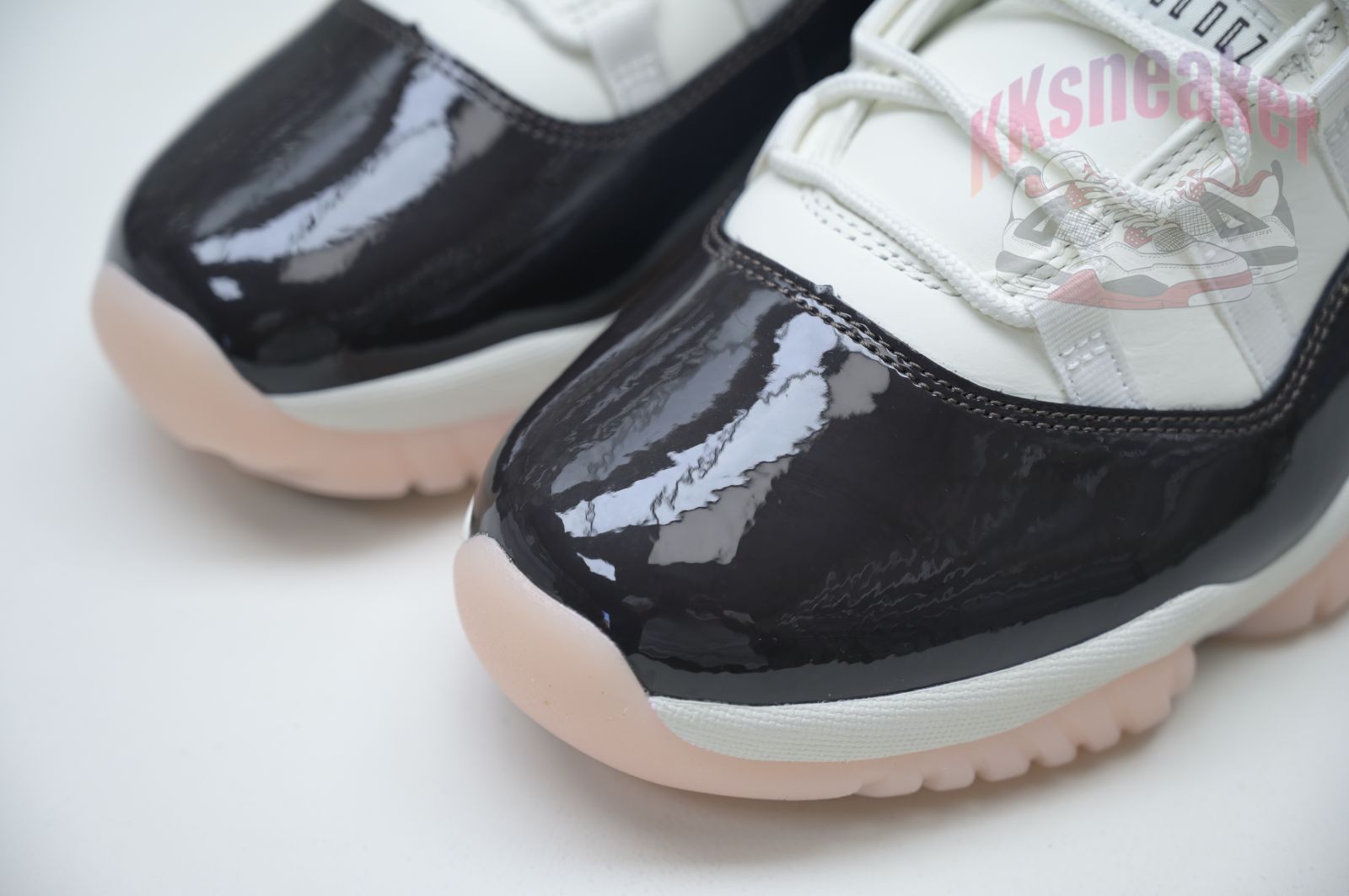 Air Jordan 11