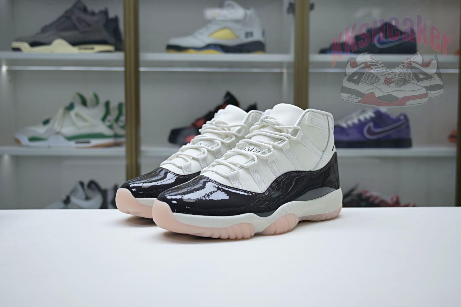 Air Jordan 11
