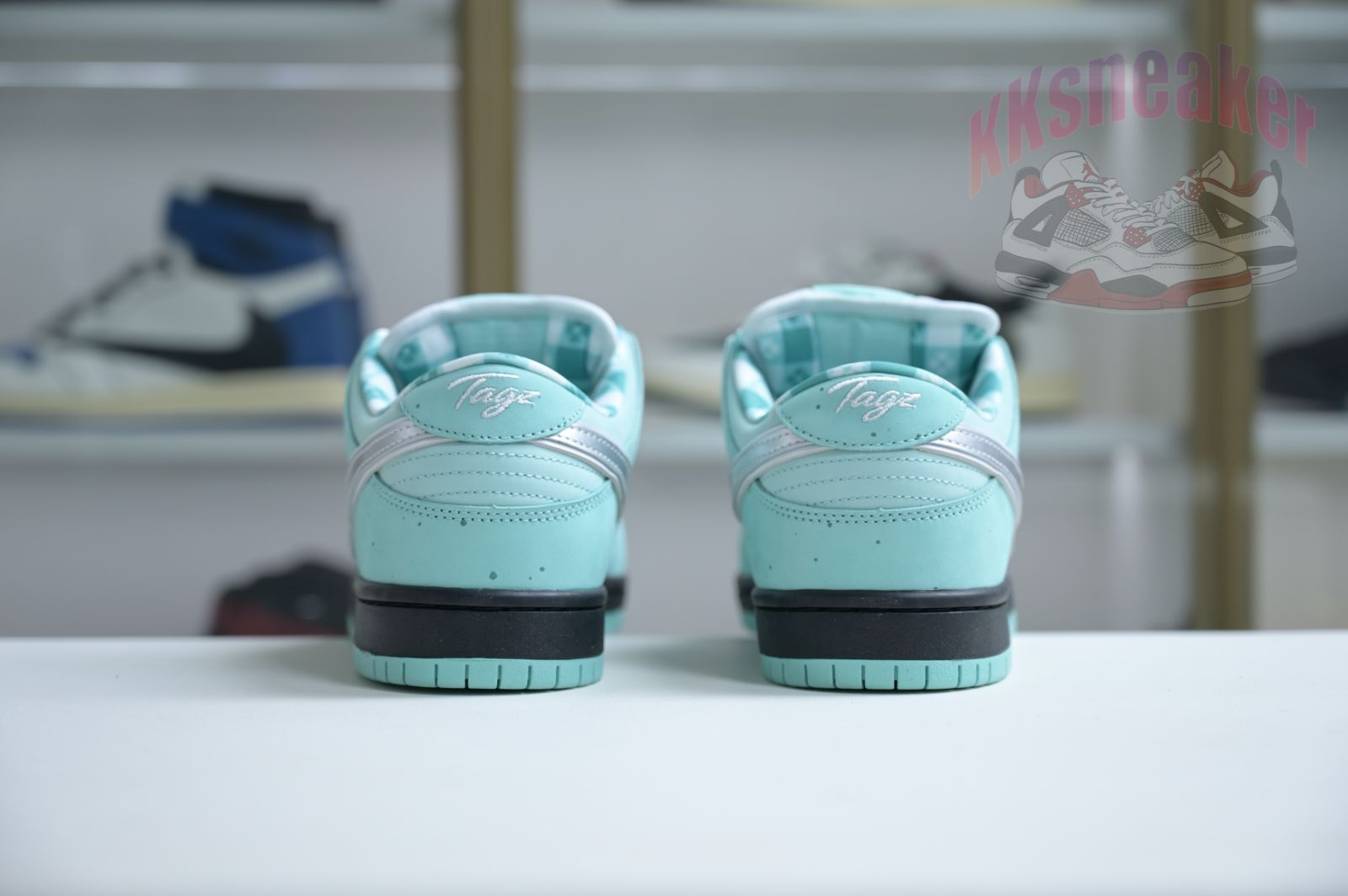 Tiffany Dunk SB