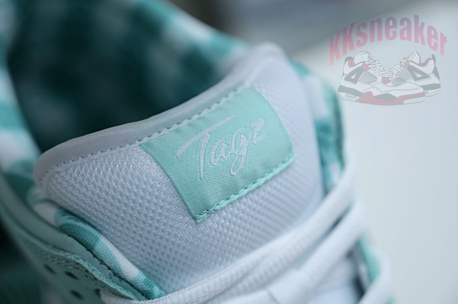 Tiffany Dunk SB