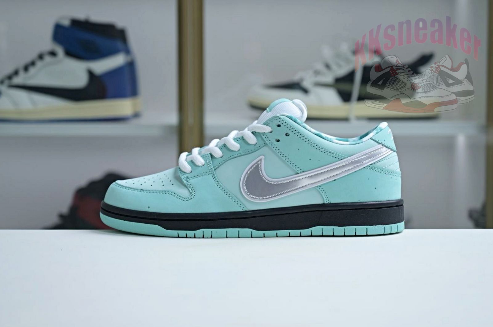 Tiffany Dunk SB