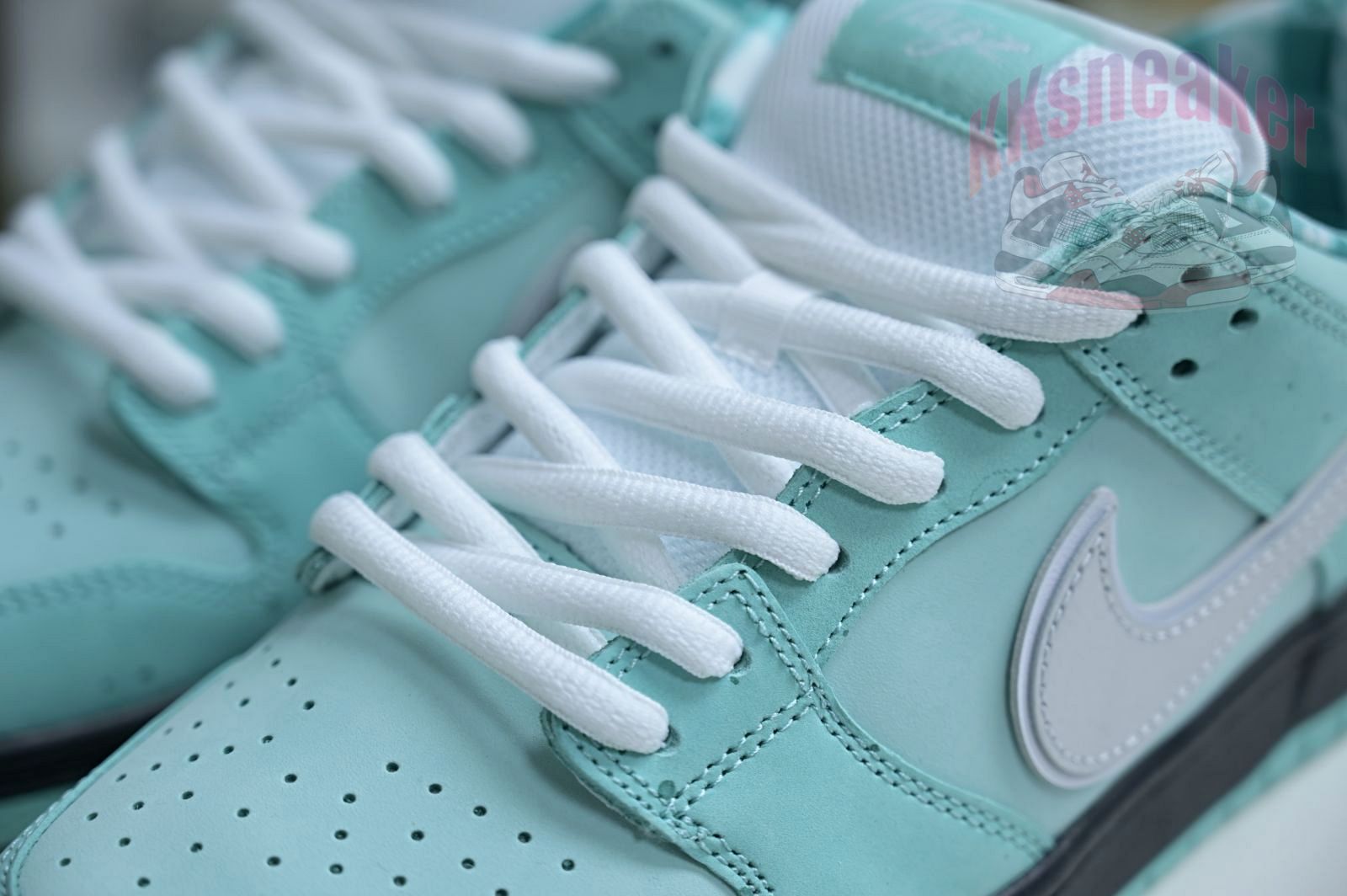 Tiffany Dunk SB