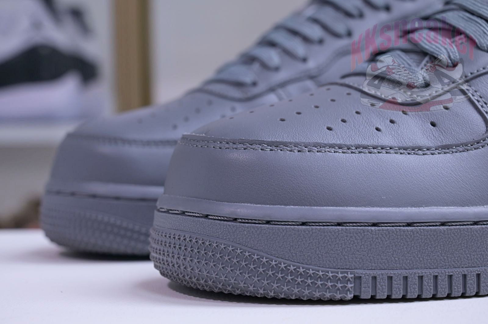 Off-White x Nike Air Force 1Low