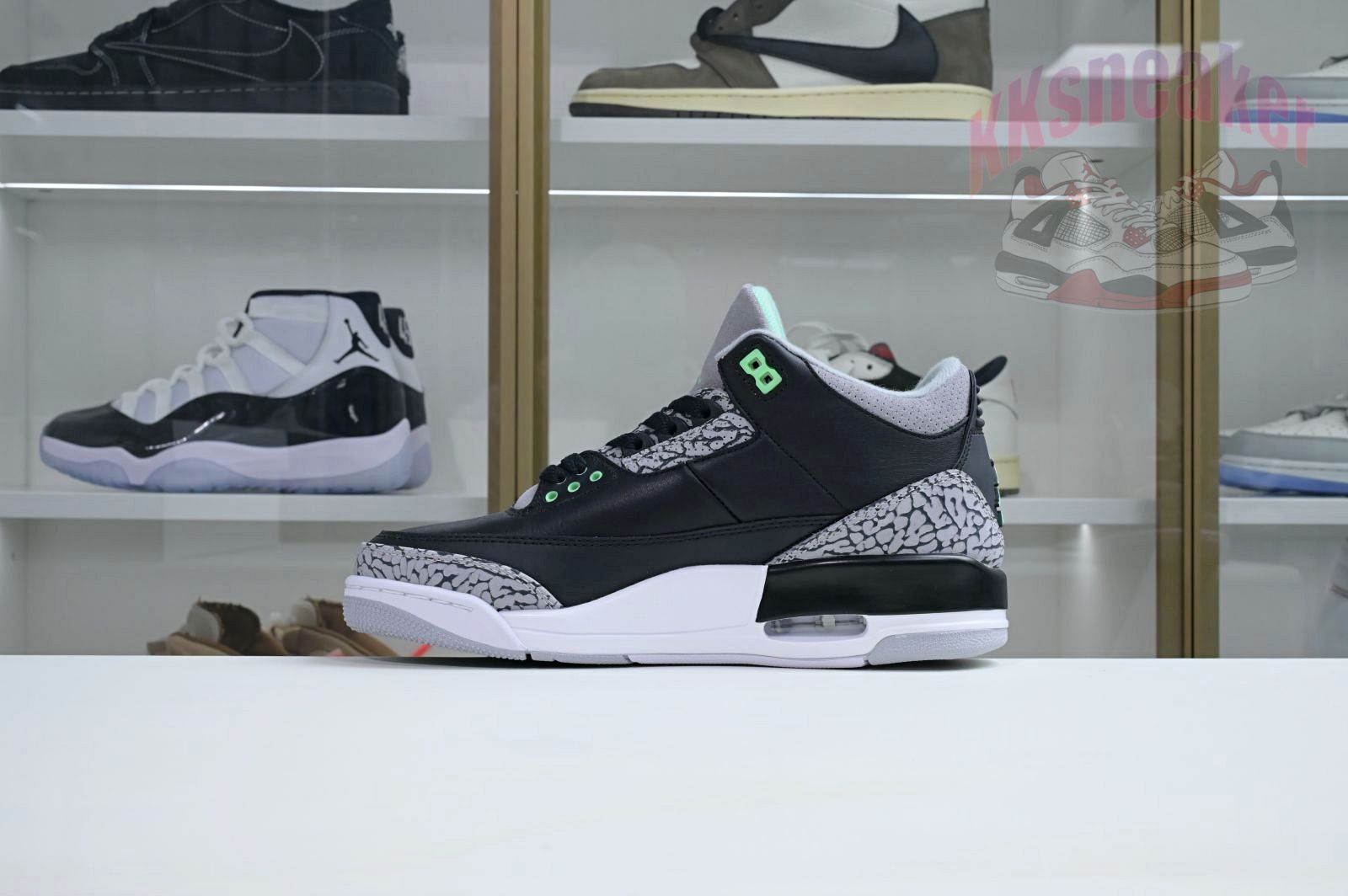 Air Jordan 3 Green Glow   AJ3