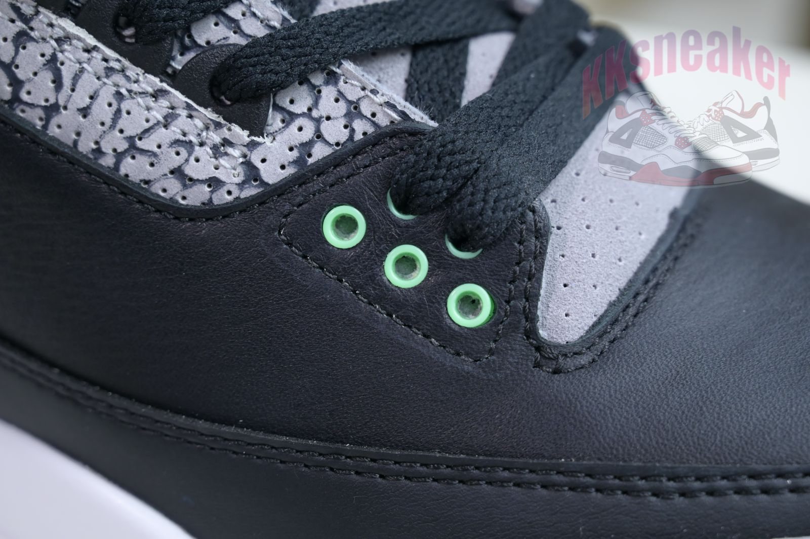 Air Jordan 3 Green Glow   AJ3