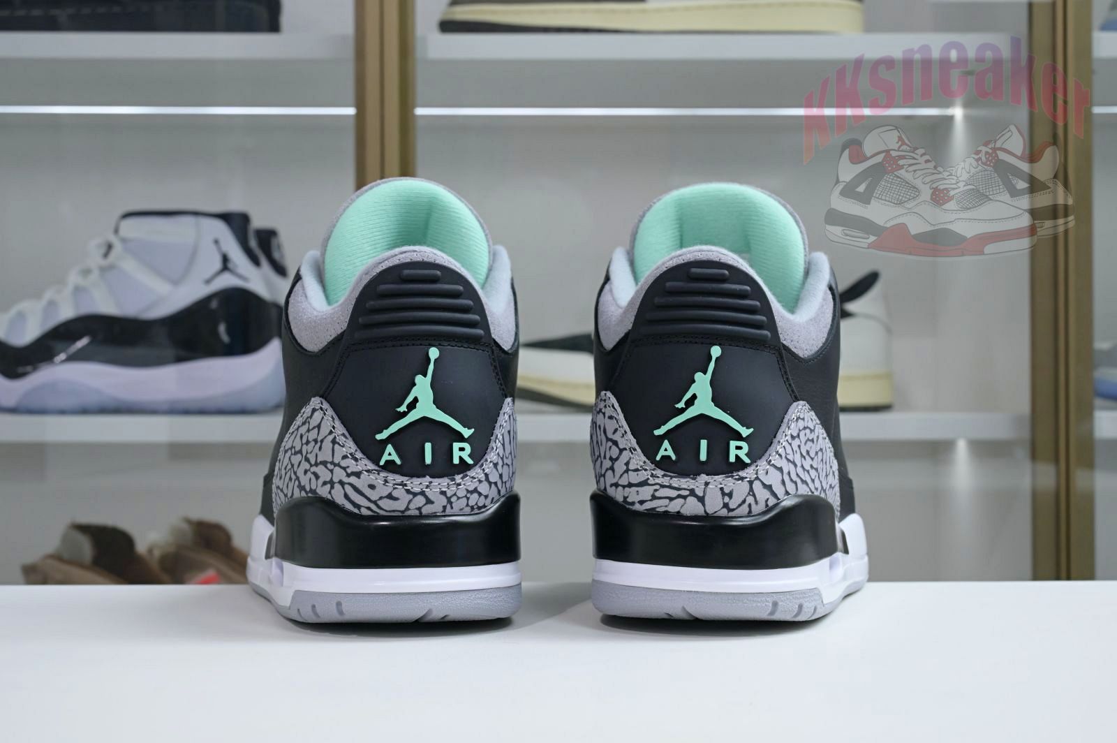 Air Jordan 3 Green Glow   AJ3