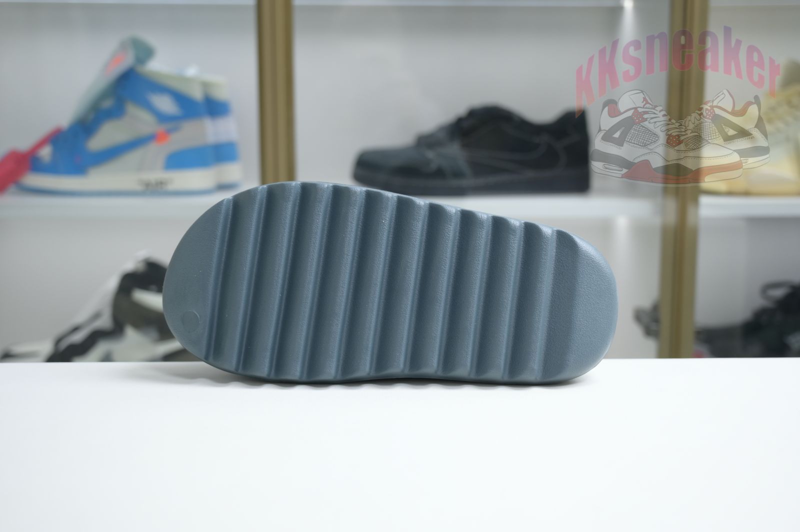 adidas originals Yeezy Slide