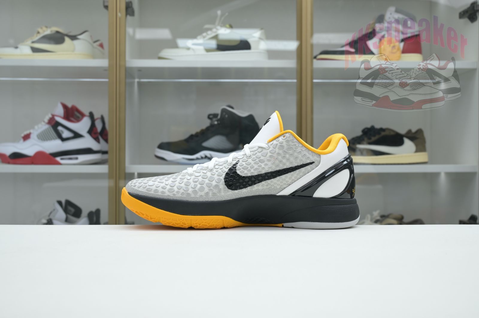 Nike Zoom Kobe 6 Protro