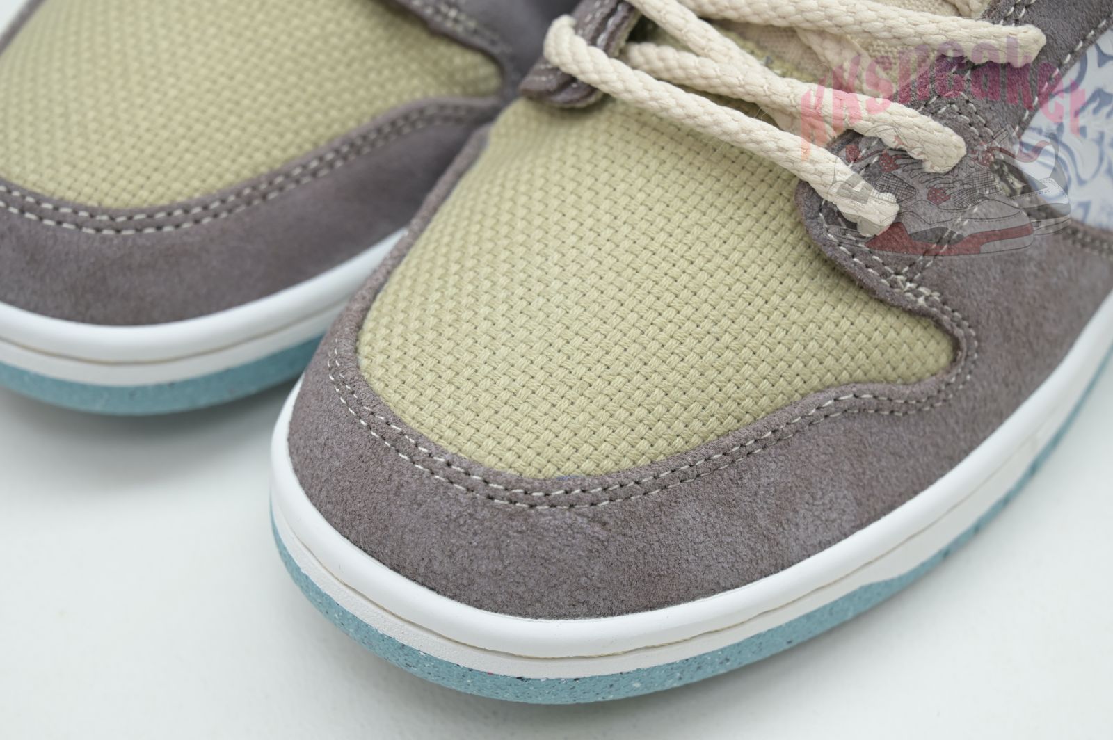 Nike SB Dunk Low