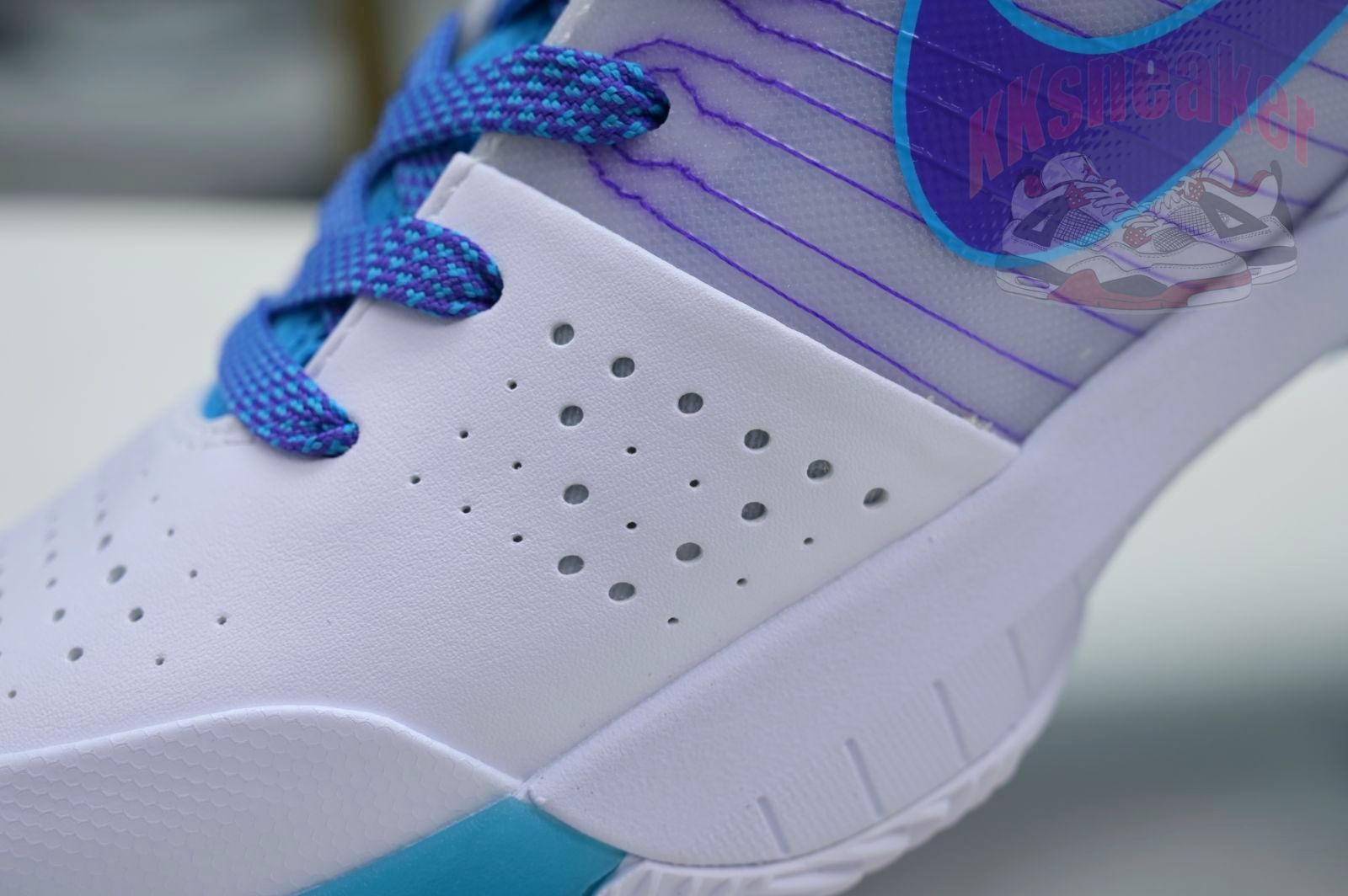 Nike Zoom Kobe 4 Protro