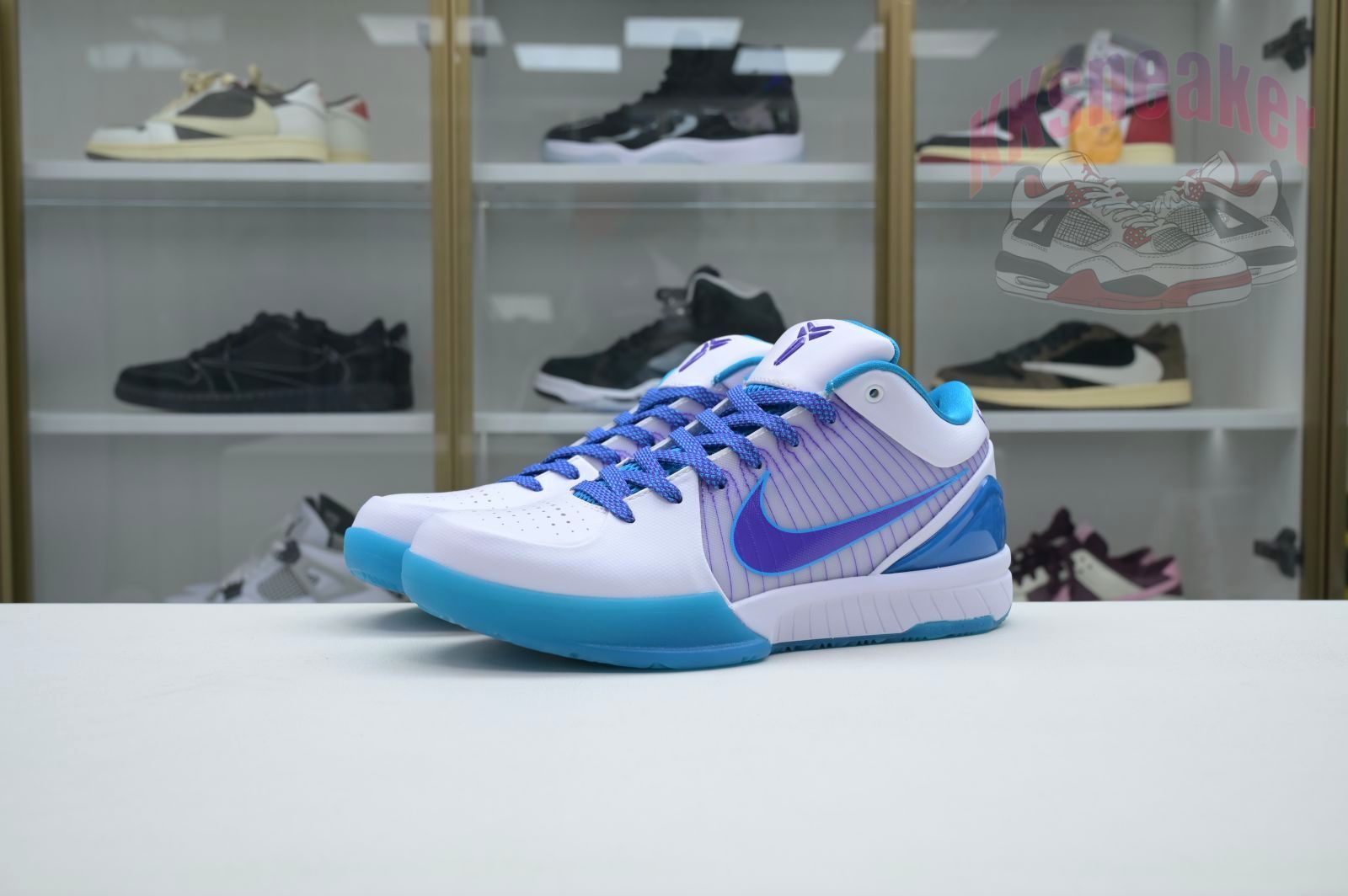 Nike Zoom Kobe 4 Protro