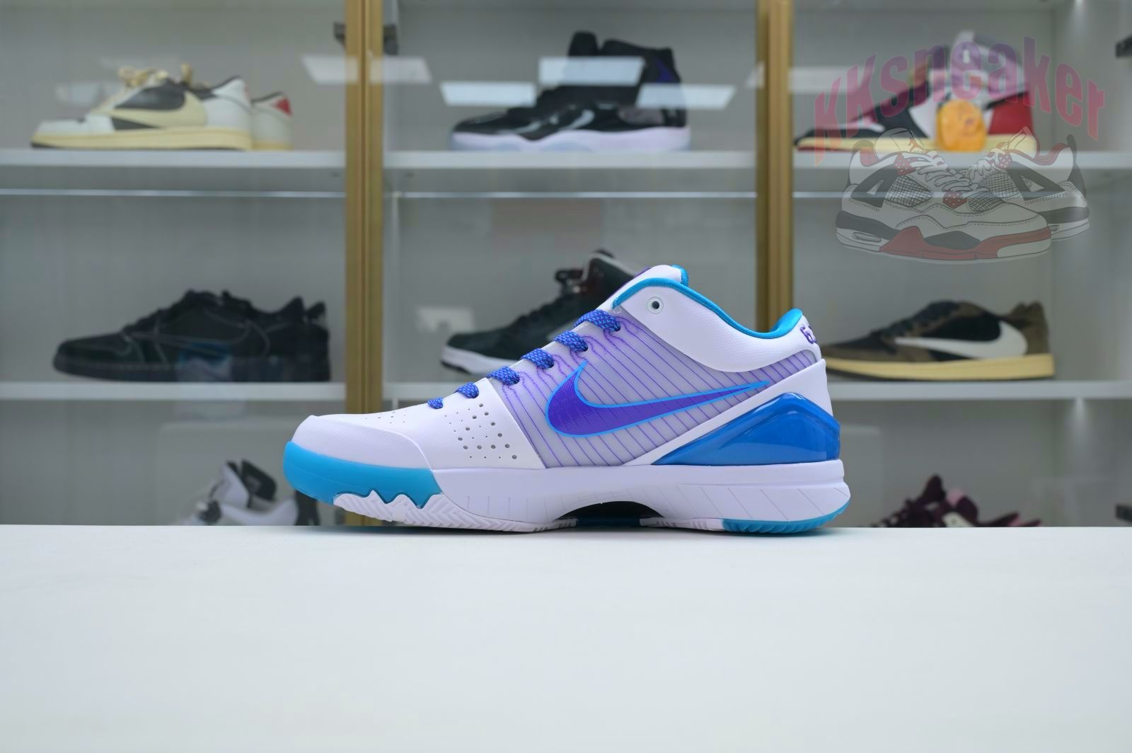 Nike Zoom Kobe 4 Protro