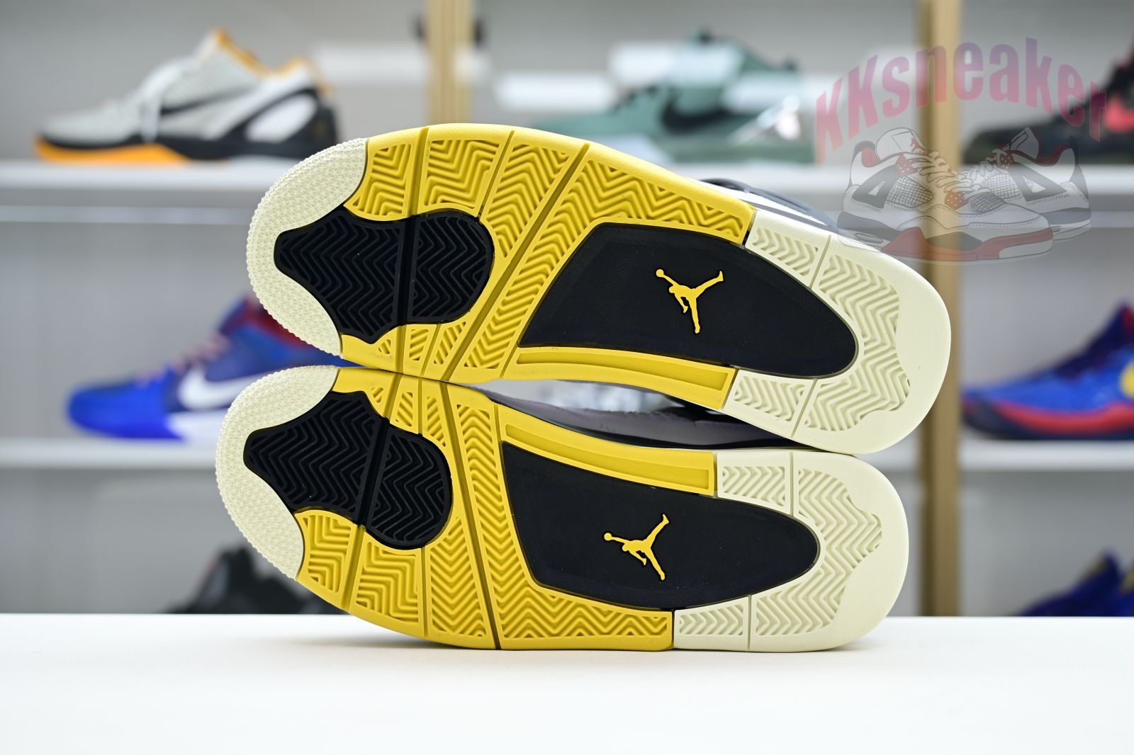 Jordan Air Jordan 4