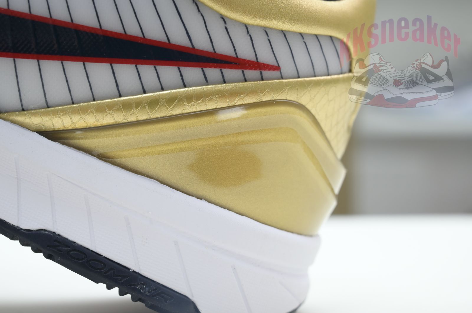 Nike Zoom Kobe 4 Protro