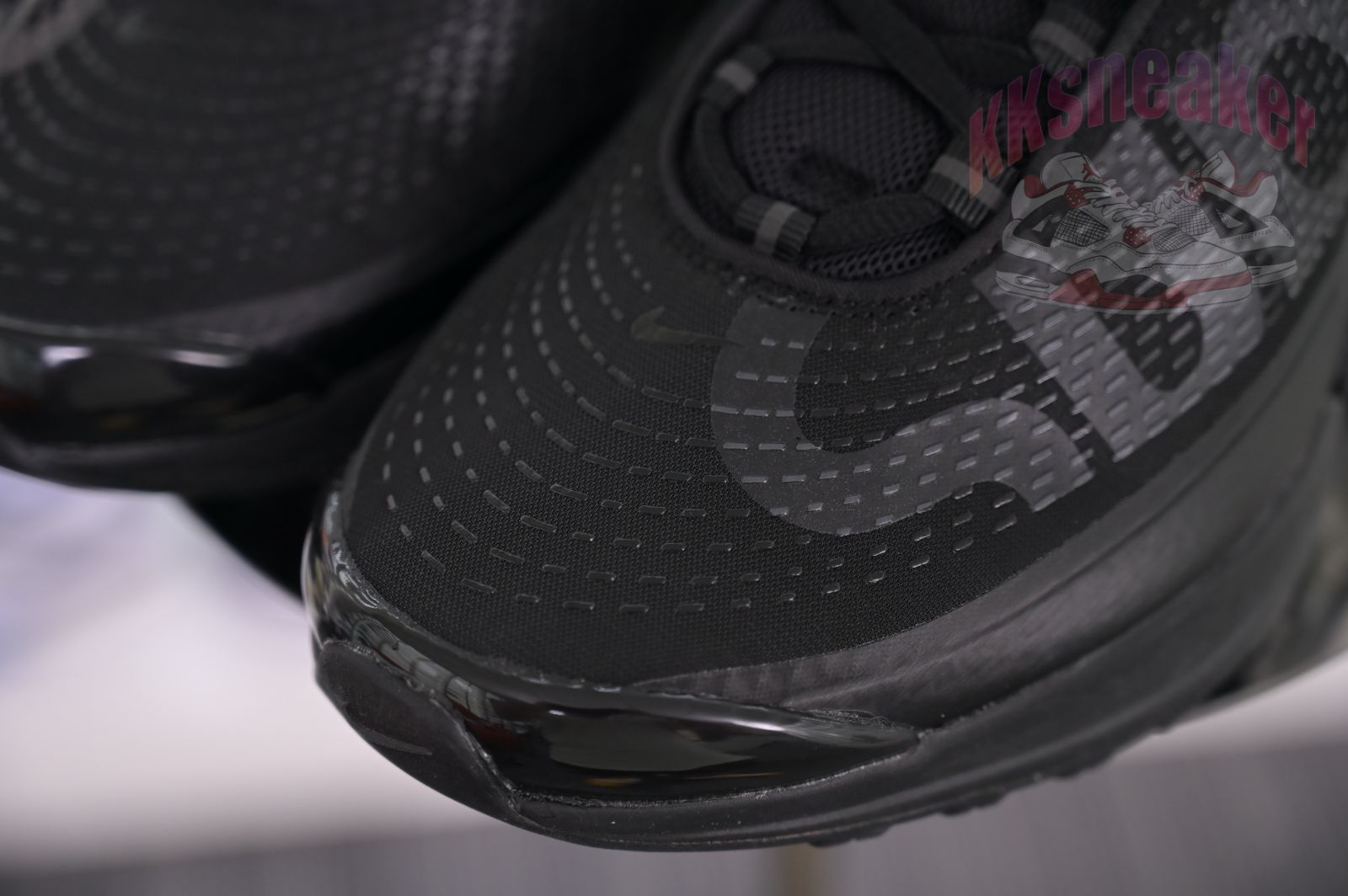 Supreme x Nike Air Max Dn