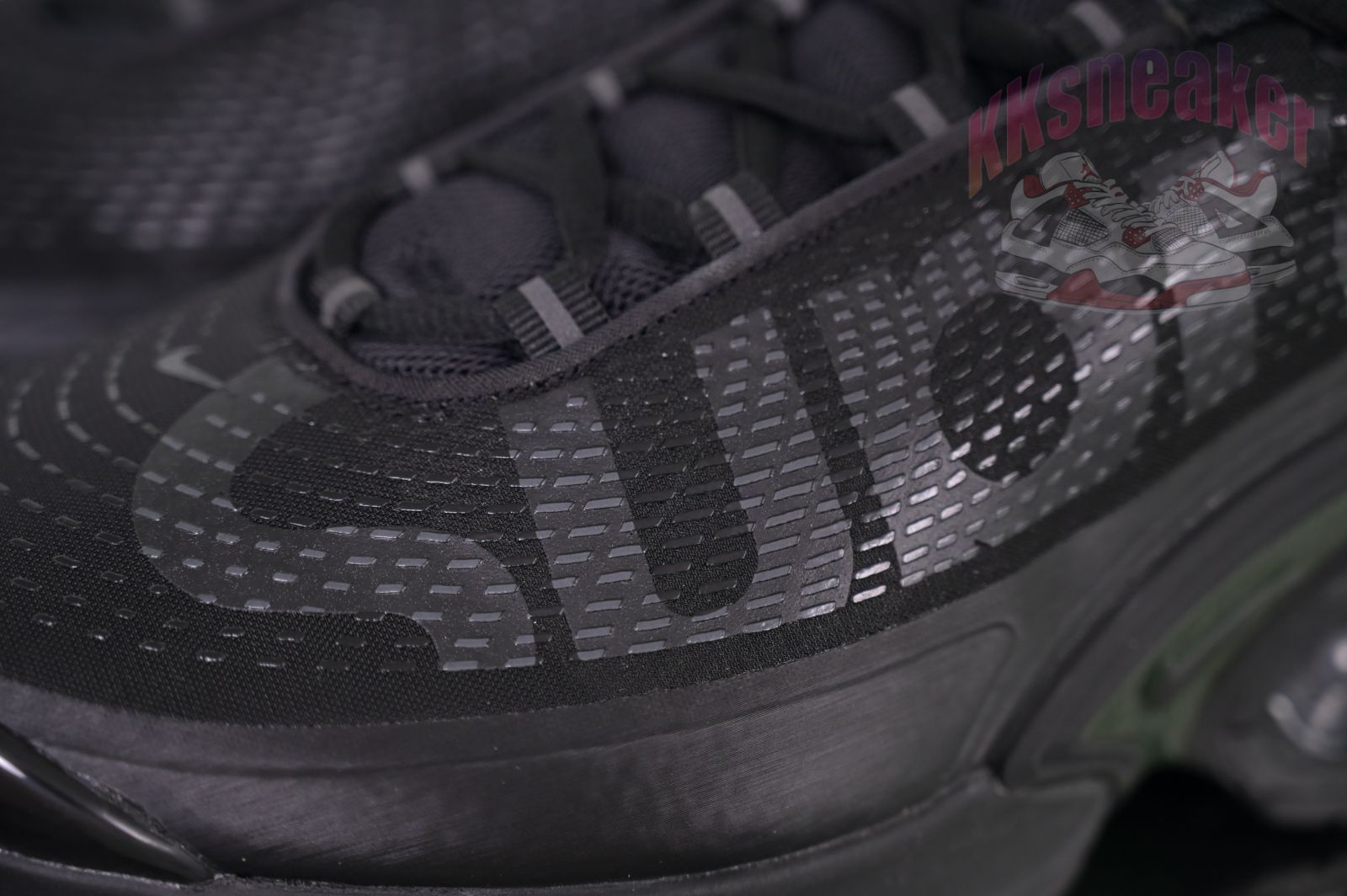Supreme x Nike Air Max Dn