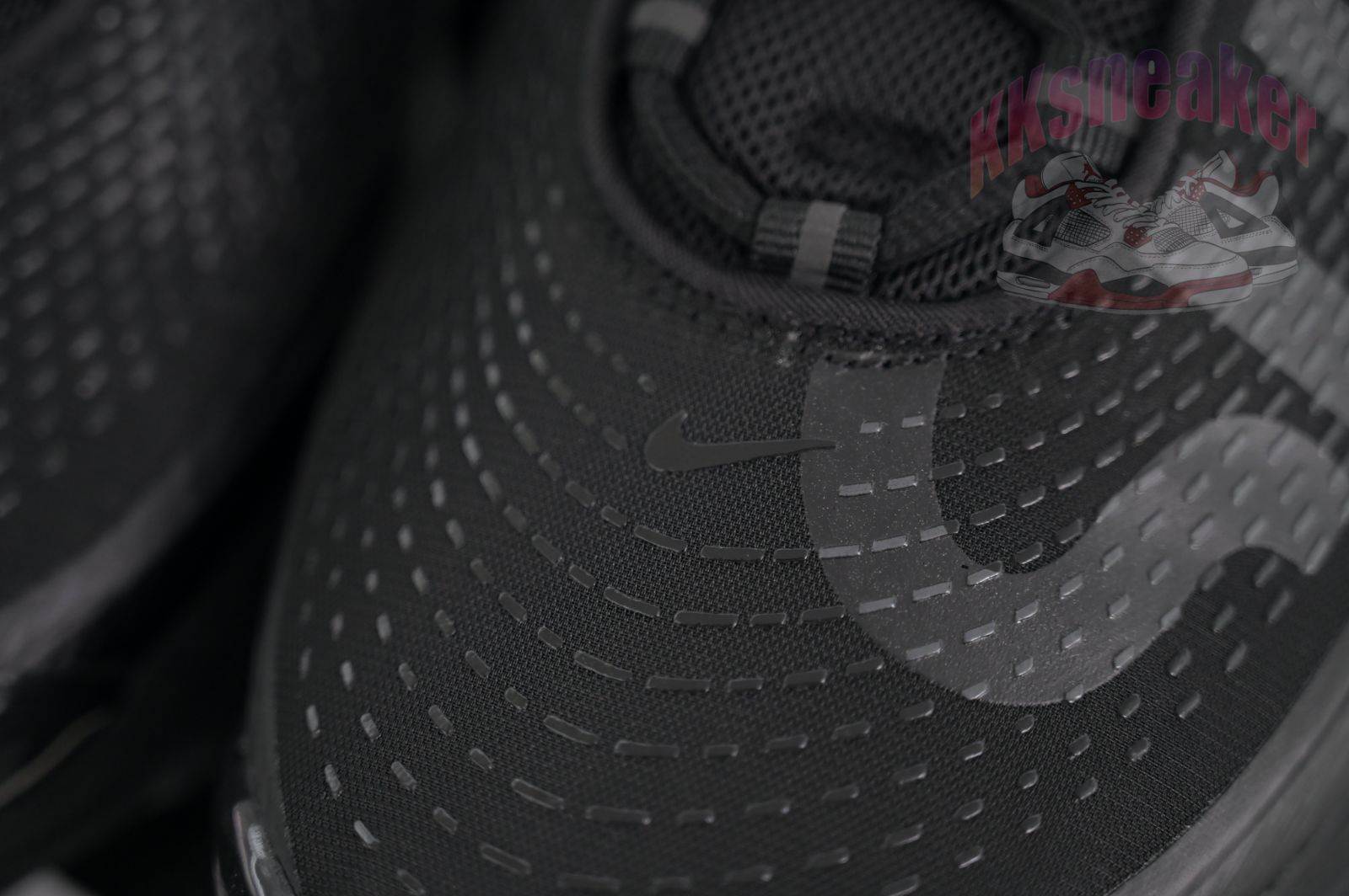 Supreme x Nike Air Max Dn