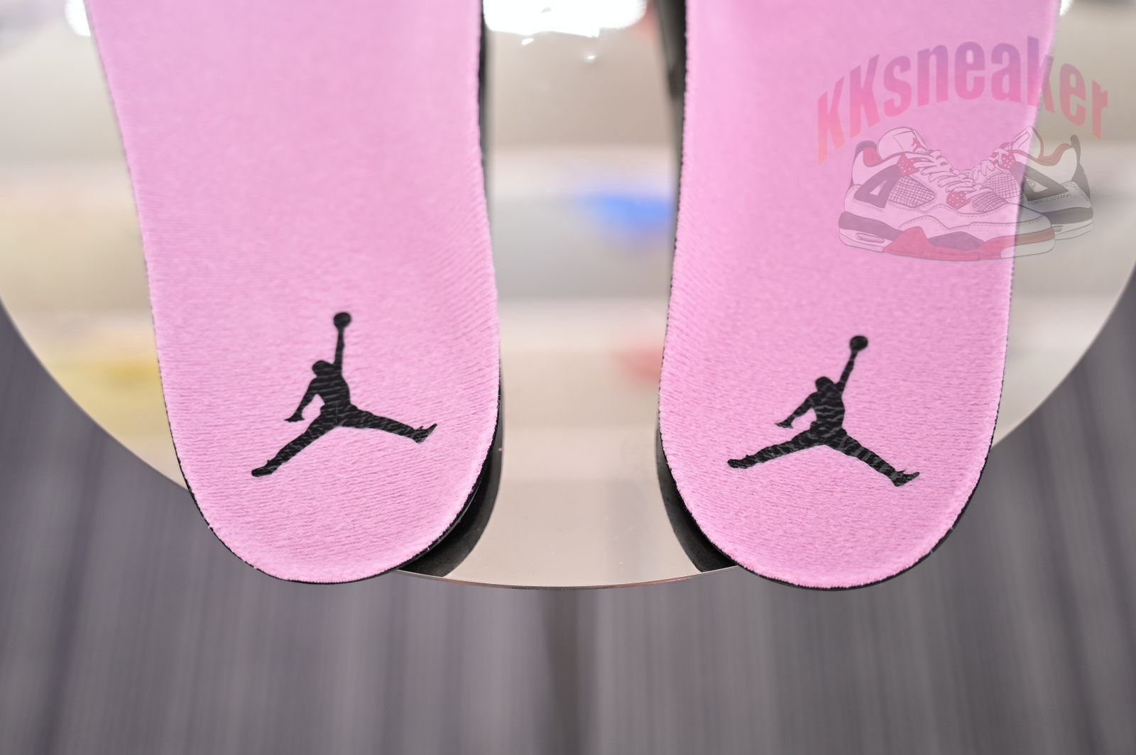 Jordan Air Jordan 4“Orchid”