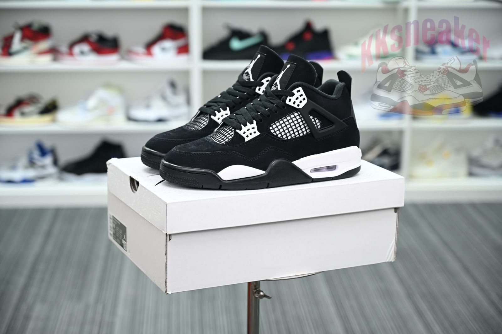 Jordan Air Jordan 4 Retro