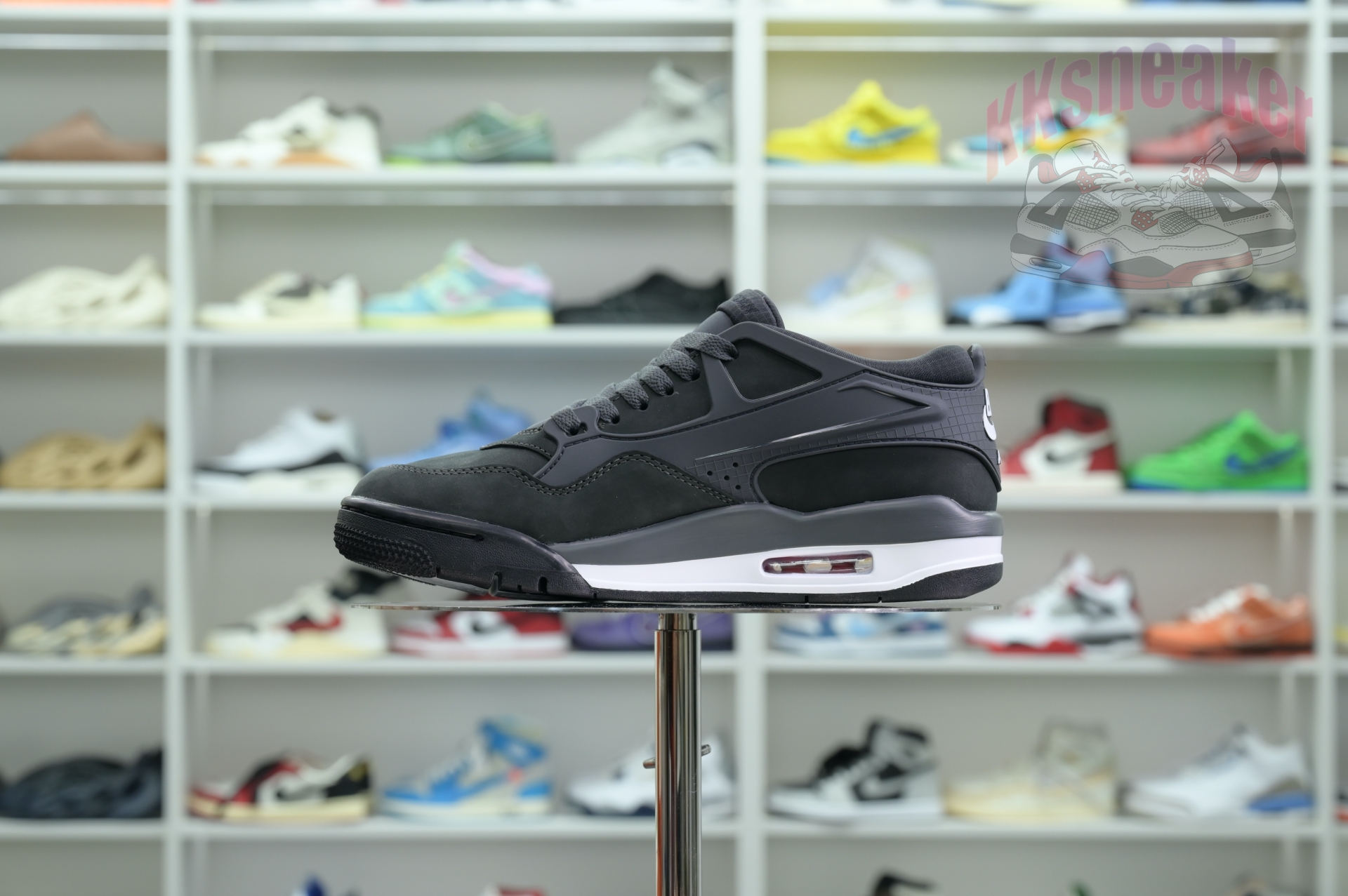 Nigel Sylvester x Jordan Air Jordan 4 RM SP “Anthracite”