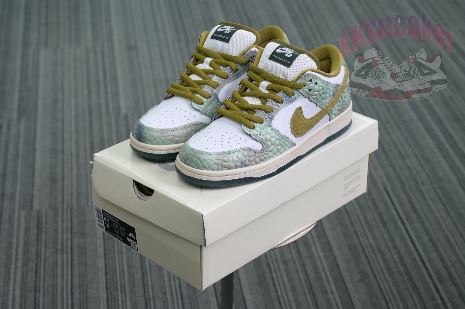 Alexis Sablone x Nike Dunk SB Low