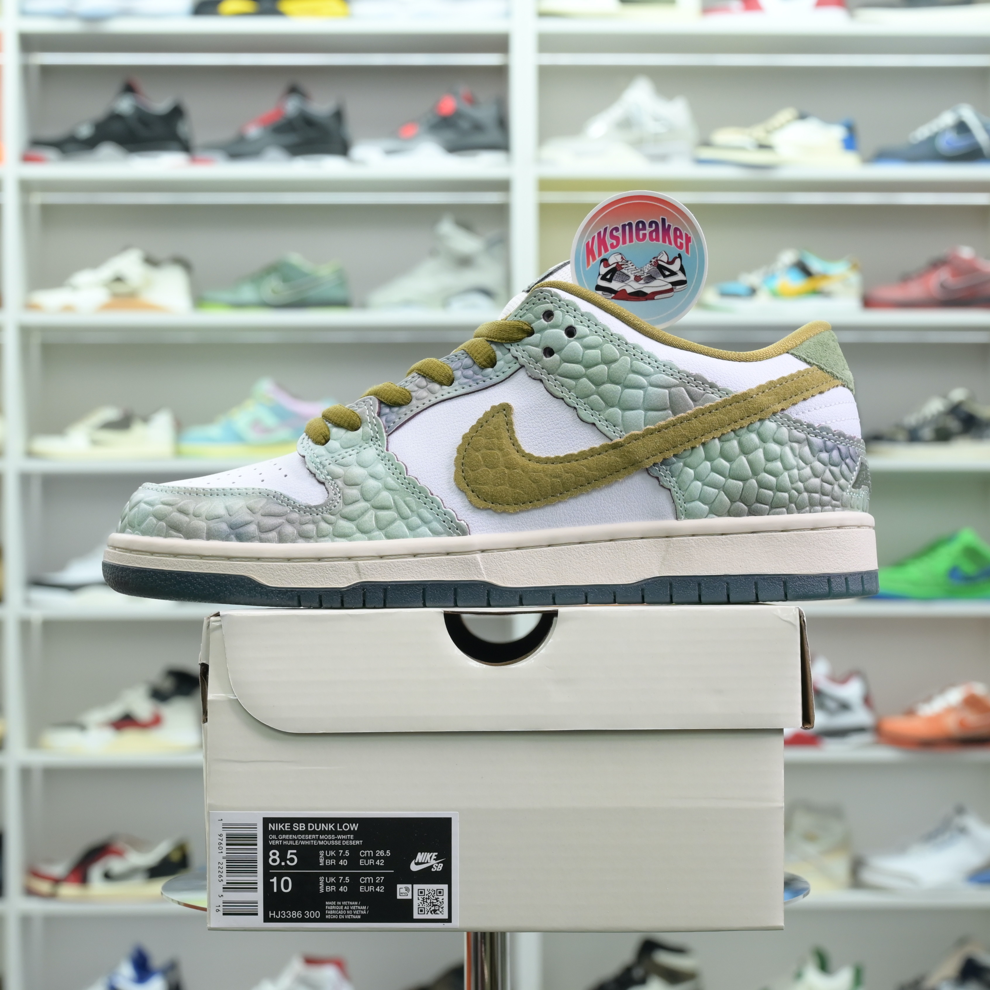 Alexis Sablone x Nike Dunk SB Low