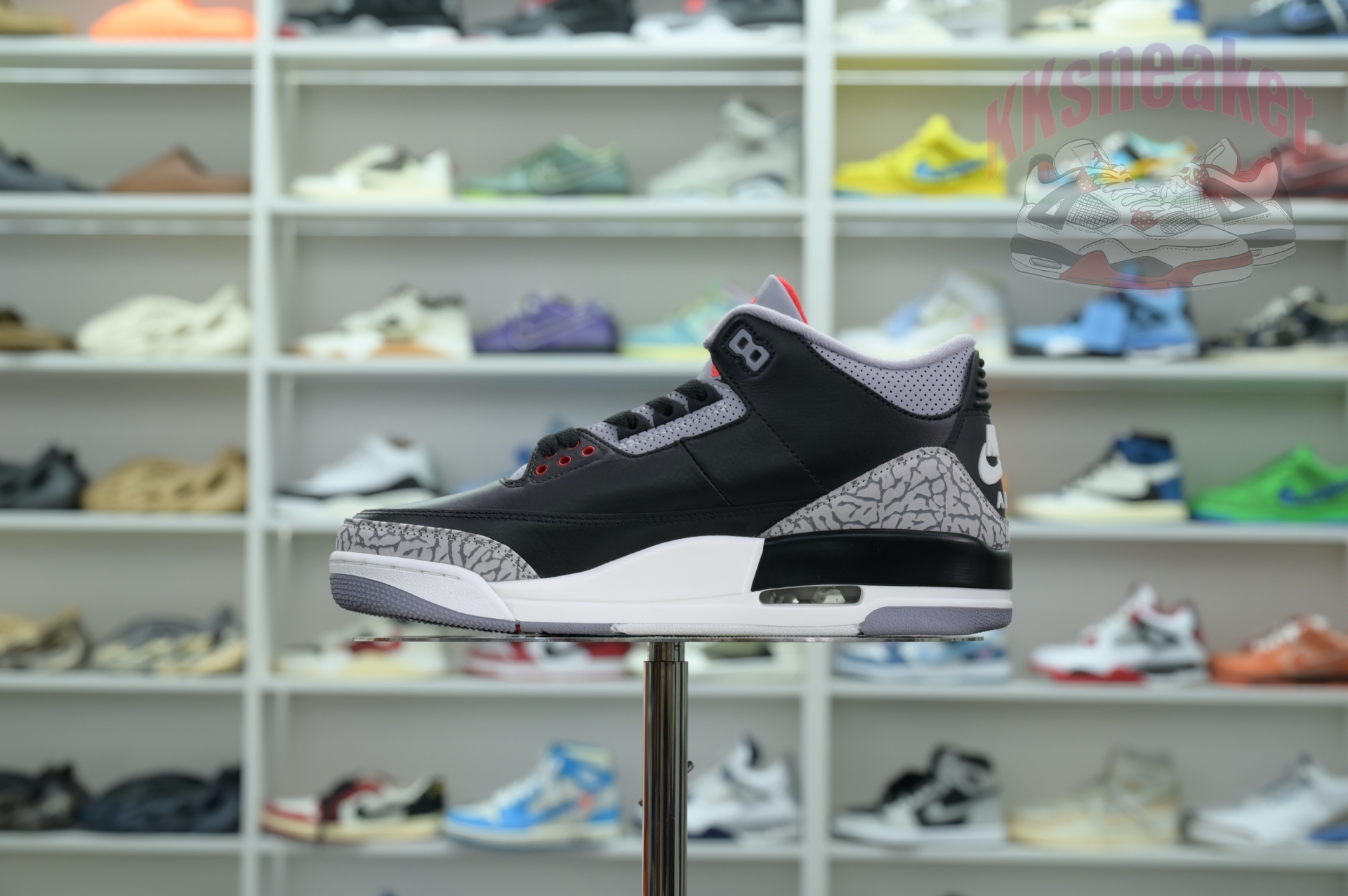 Air Jordan 3“Black Cement Reimagined”